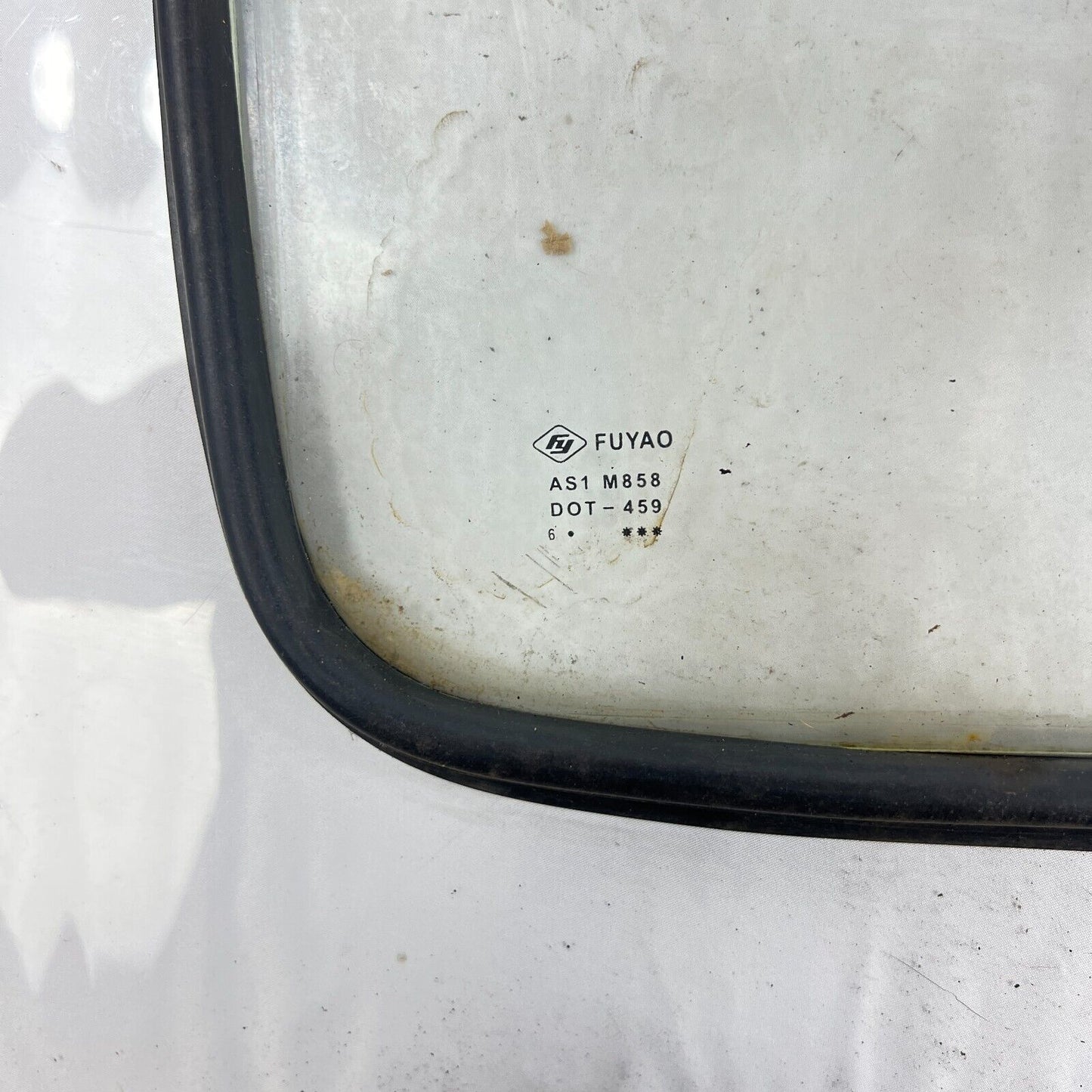 VW T1 Bus Frontscheibe passend für 03/55 bis 07/67 Glas