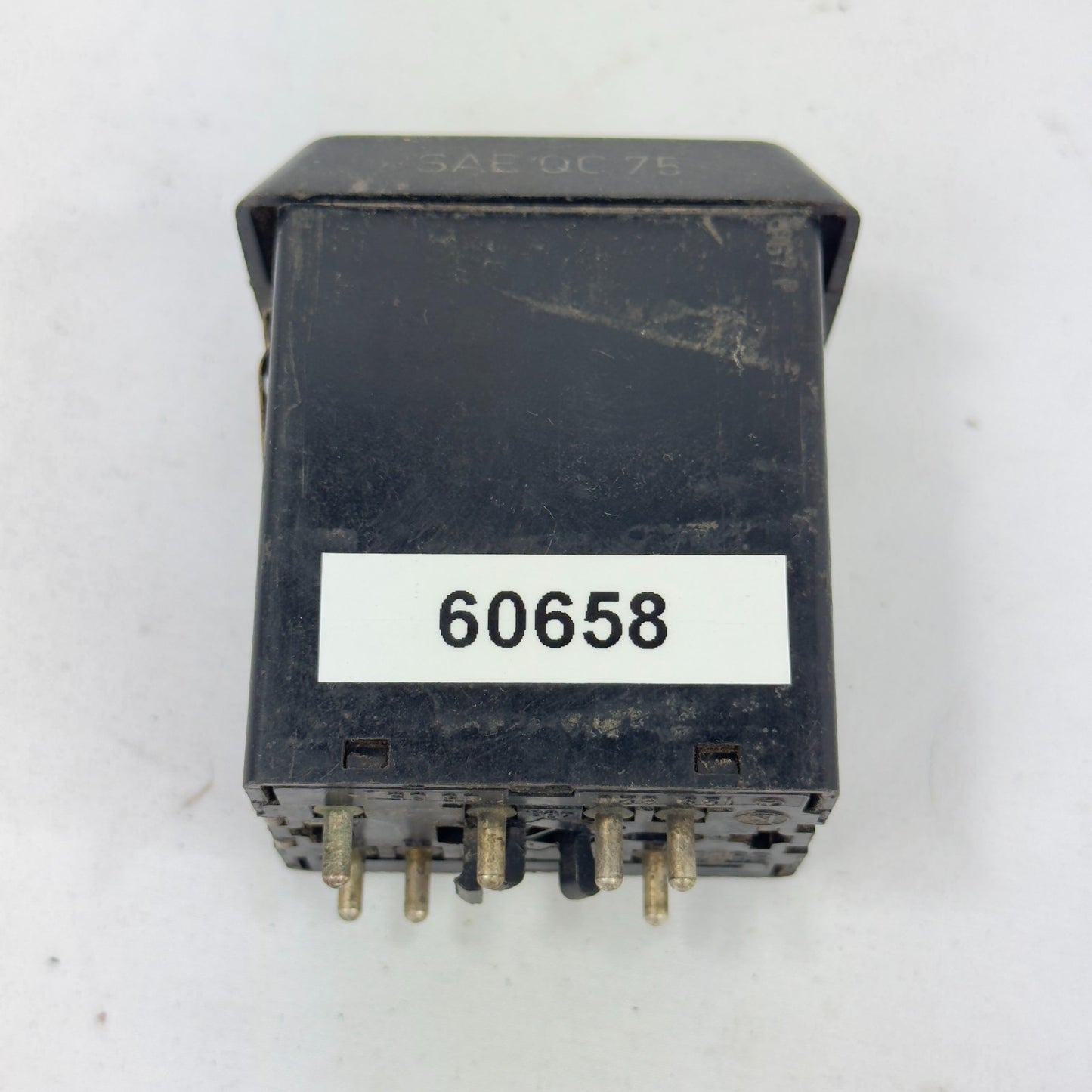 Mercedes W123 Warnblinkschalter Schalter Warnblinker A12382005056