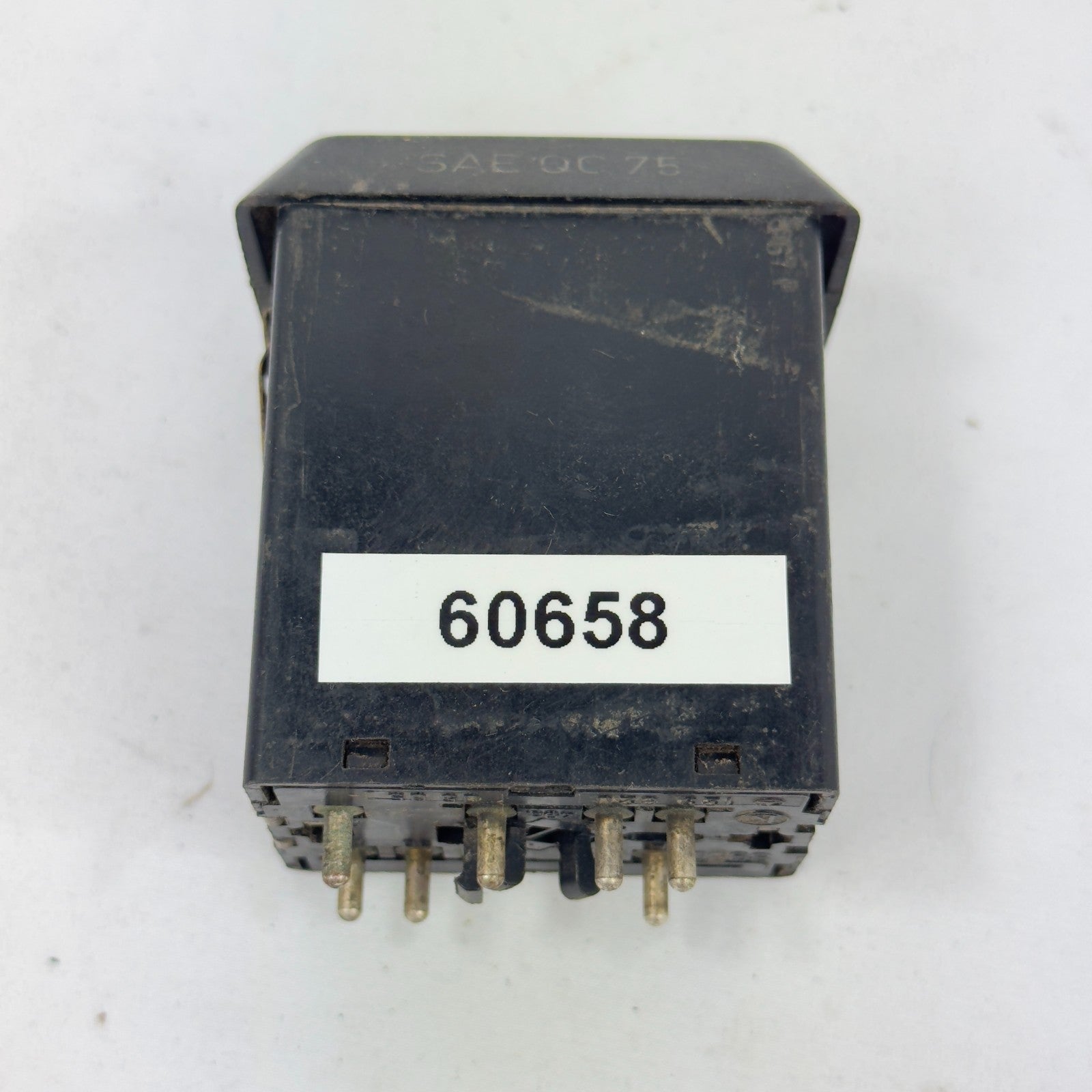 Mercedes W123 Warnblinkschalter Schalter Warnblinker A12382005056