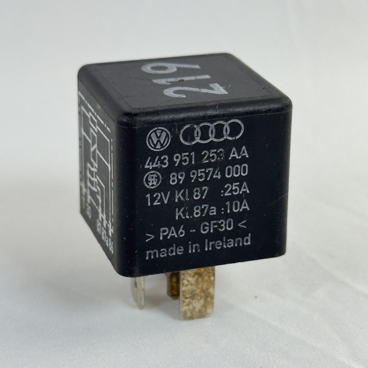 Audi Relais 219 443951253AA Stromversorgung – Bild 2
