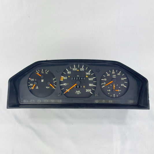 Mercedes W124 Tacho Kombiinstrument 250D 250TD 200kmh Diesel A12454280660