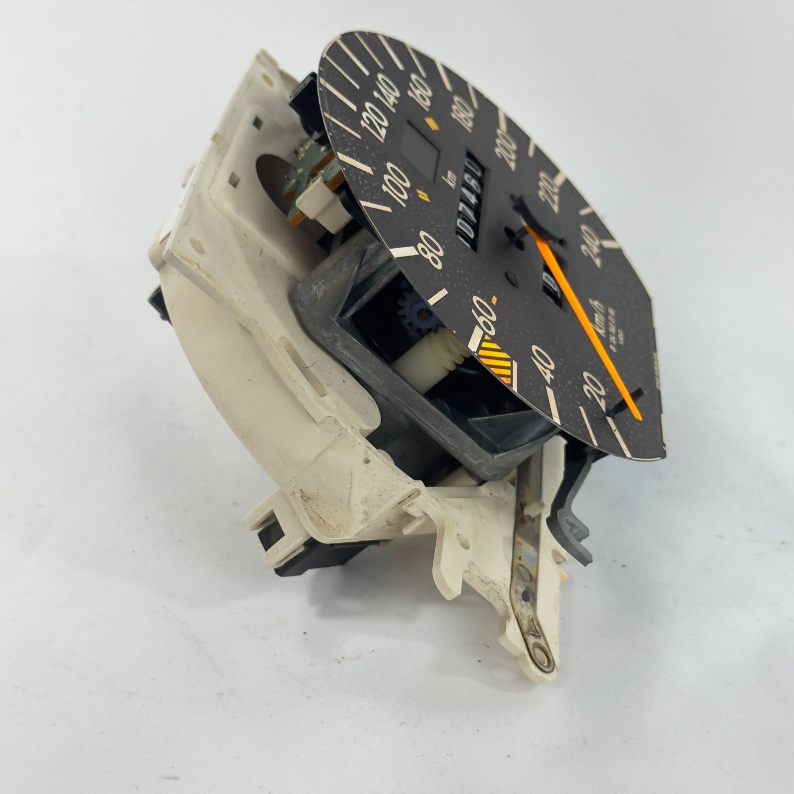 Mercedes Tacho W124 260E 4 Matic 300TE 4 Matic 240kmh Tachometer A12454251683