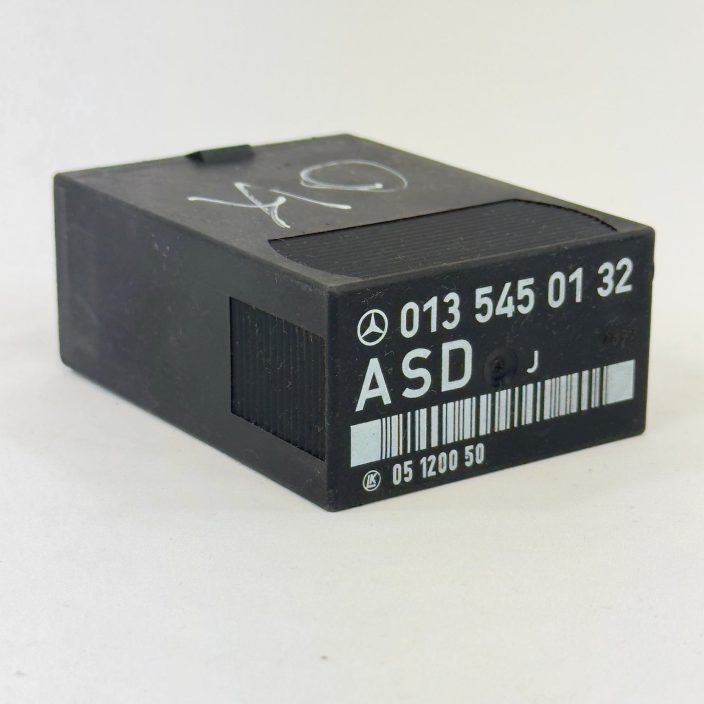 Mercedes ASD Relais Steuergerät A0135450132 – Bild 3