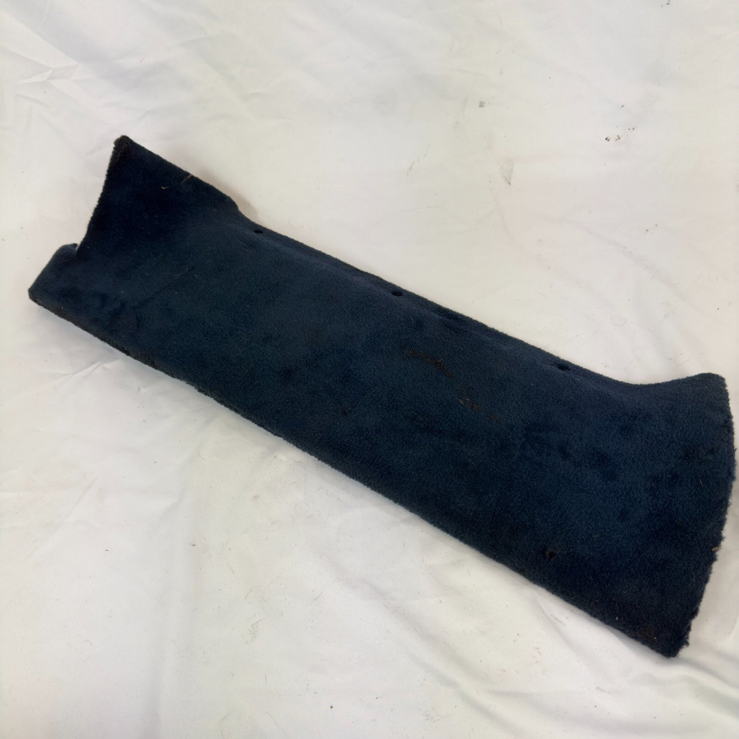 Fußraumabdeckung Verkleidung Fußabdeckung Mercedes Benz W116 A1166892008 – Bild 3