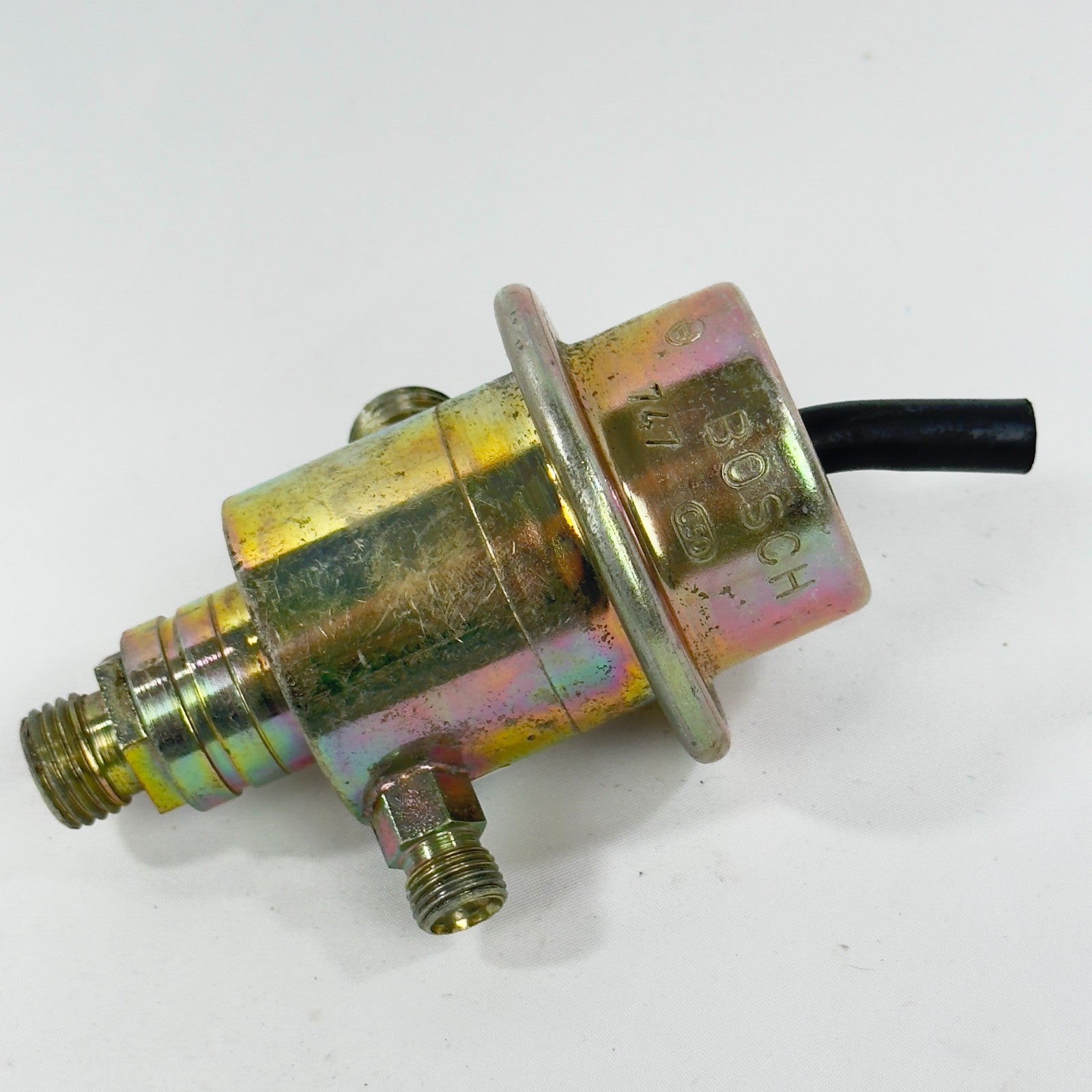 Ferrari Kraftstoffdruckregler Druckregler 0438161001 BOSCH Testarossa 4120