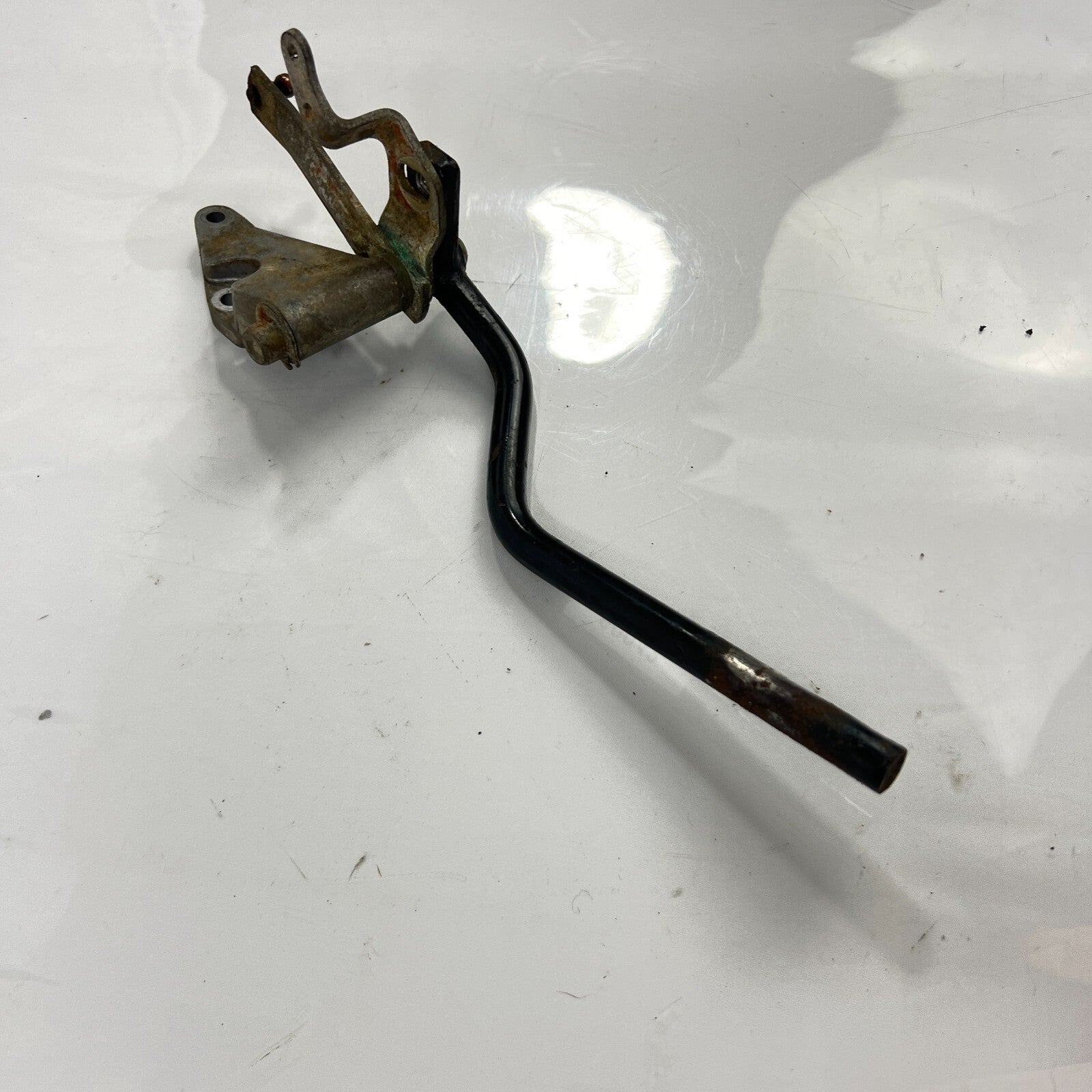 MercedesBenz A1163010218 Gestänge Gaspedal Regulierung Pedal Pedalgestänge W116 – Bild 3