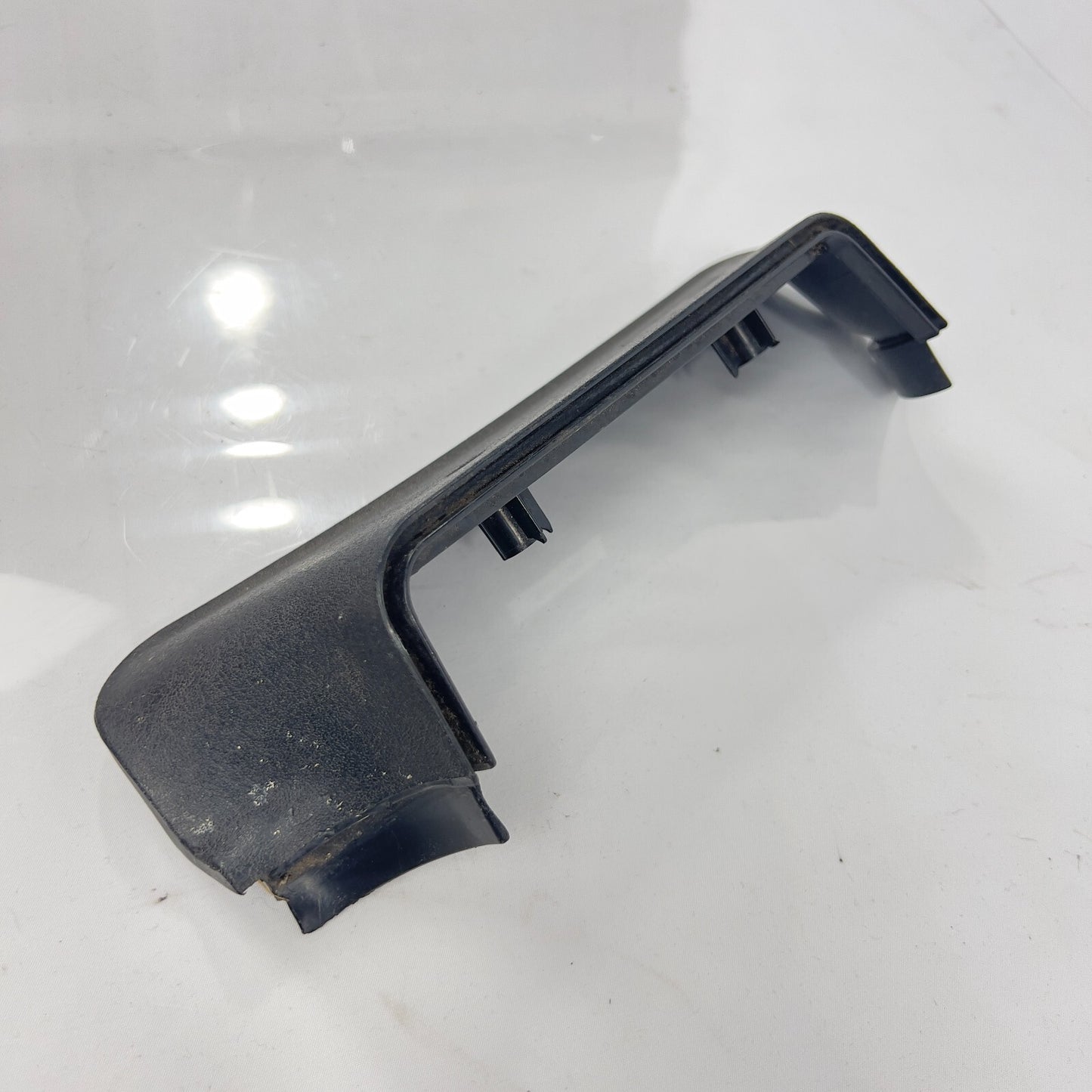 Mercedes Benz Abdeckung Mittelsäule Links Schwarz Fahrerseite A1266920122 – Bild 3