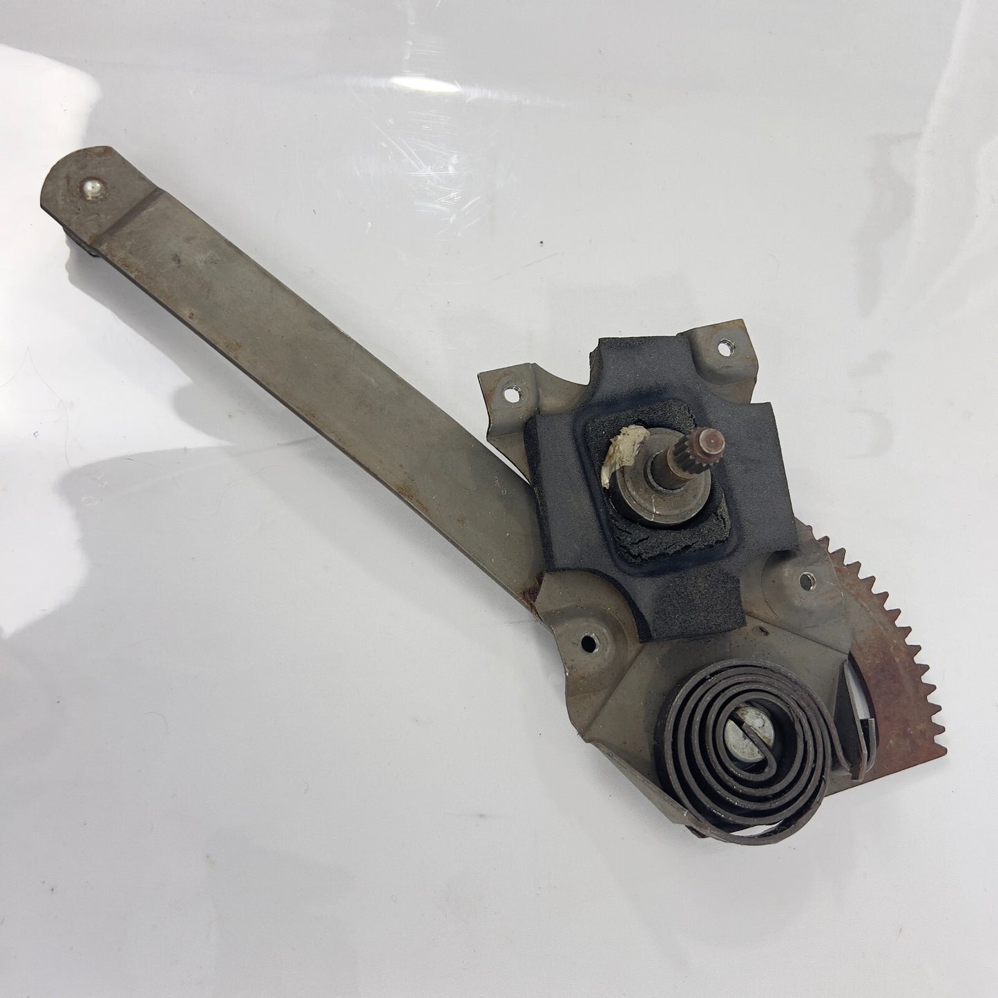 Mercedes Benz Fensterheber Hinten Links Manuell Mechanisch Tür A1167350102 – Bild 1