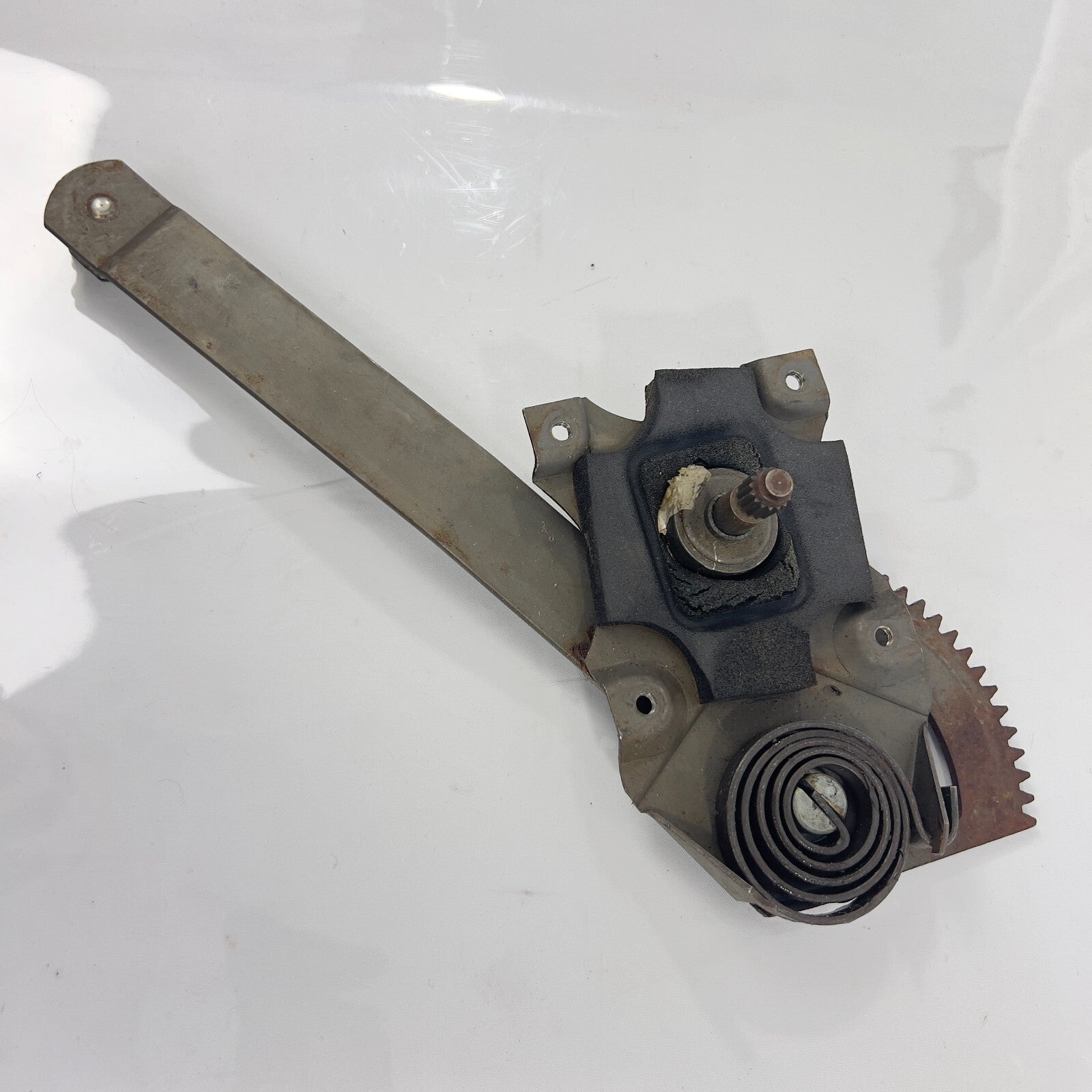 Mercedes Benz Fensterheber Hinten Links Manuell Mechanisch Tür A1167350102 – Bild 1