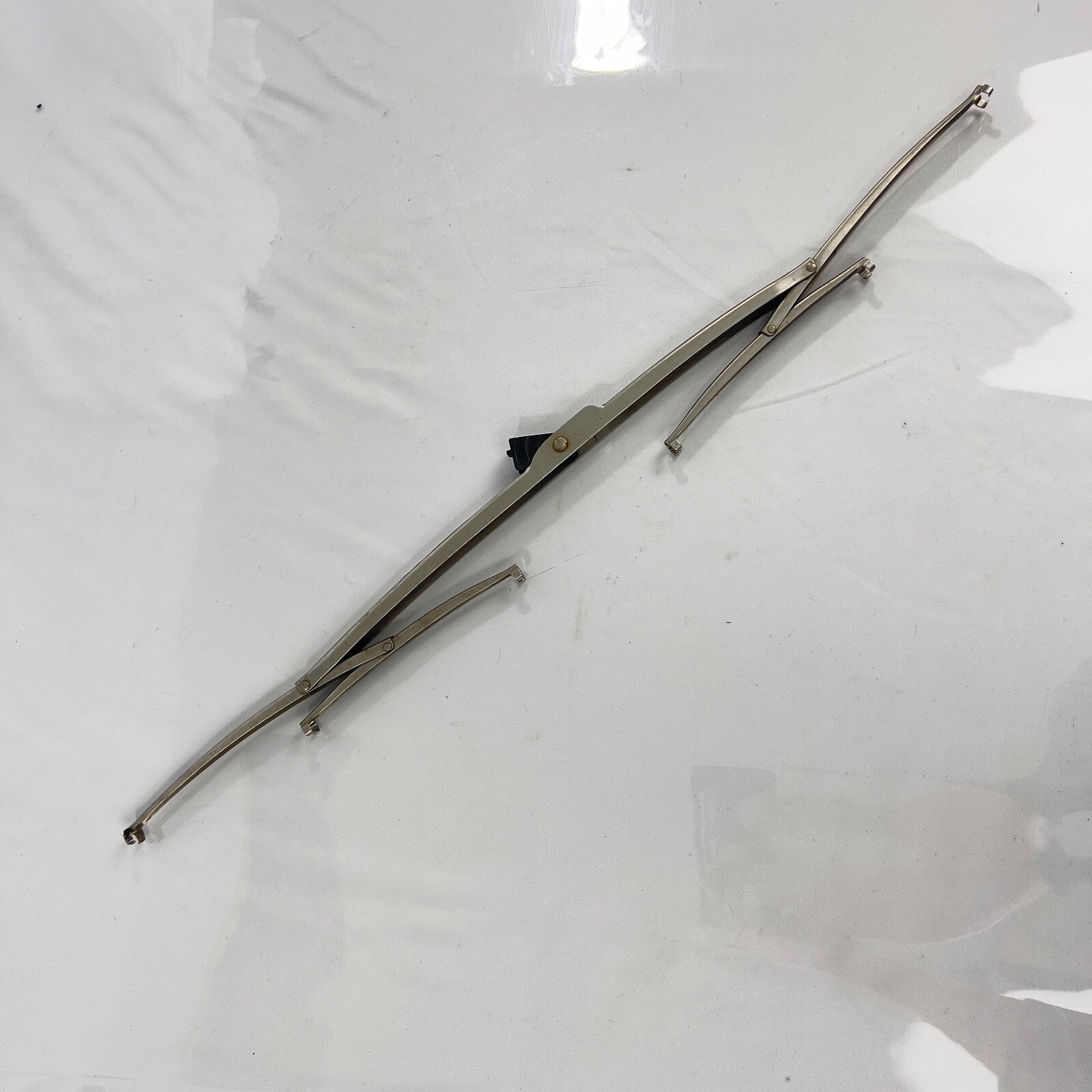 Mercedes Benz Bosch Scheibenwischer Wischblätter 480mm Lang Rechts A1168200145 – Bild 3