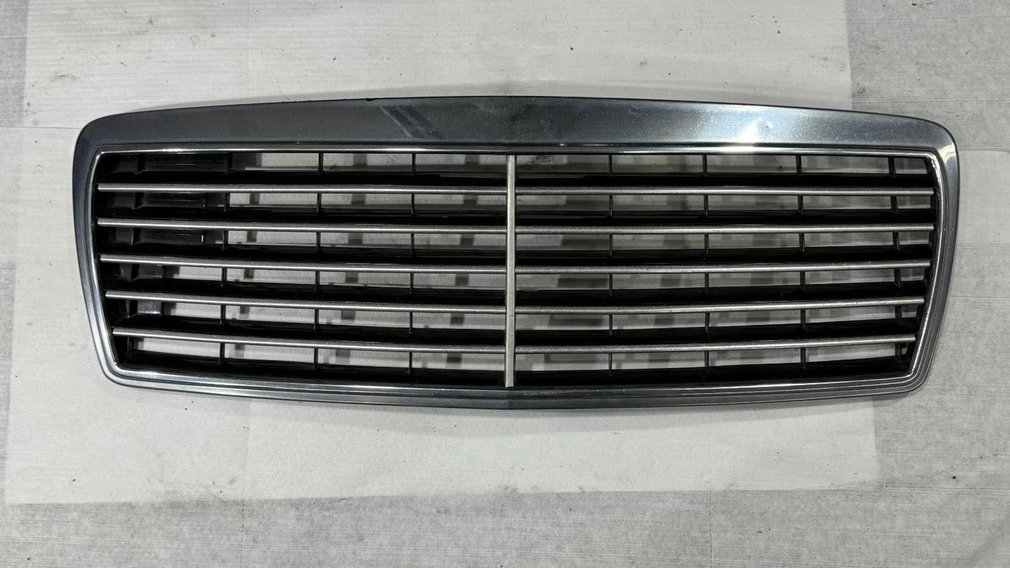 Mercedes Kühlergrill Frontgrill E Klasse W210 Original Elegance 2108800083 – Bild 1