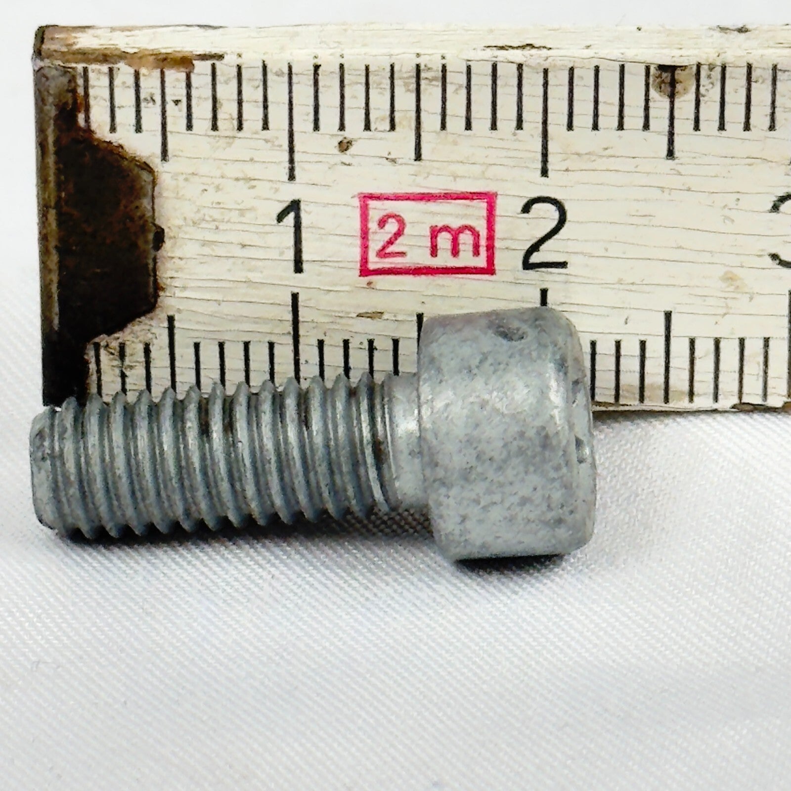 BMW Schrauben Isa Bolt M6x16 8.8 ZNS3 Zylinderschrauben 10 Stück – Bild 5