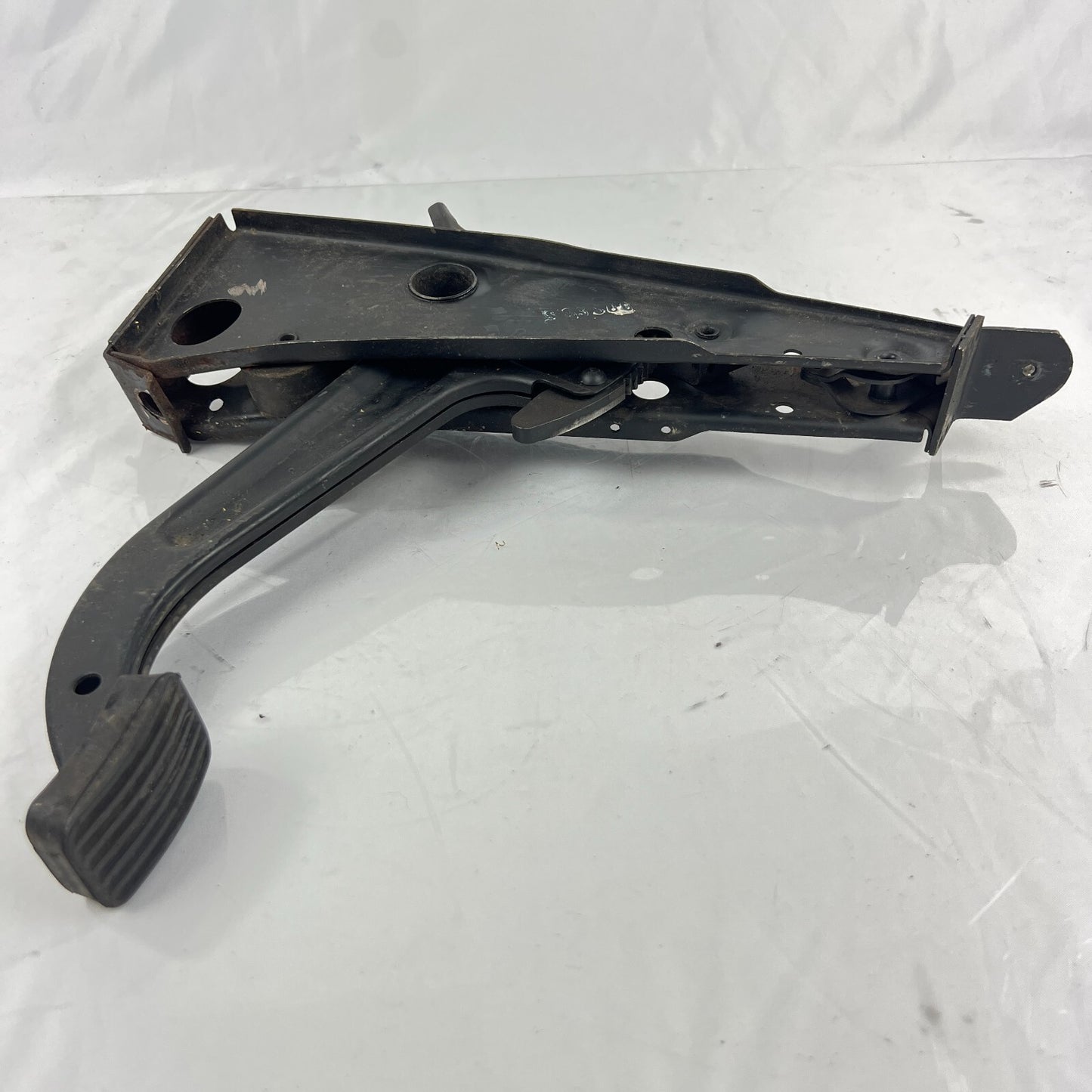 MercedesBenz W116 W123 Handbremse Fußbremse Feststellbremse Fuß – Bild 6