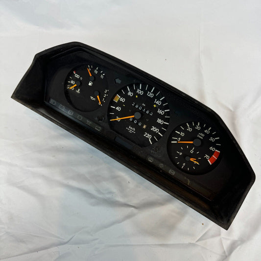 Tacho W124 Mercedes 220 kmh Benzin Kombiinstrument Drehzahlmesser Uhr 1245420667