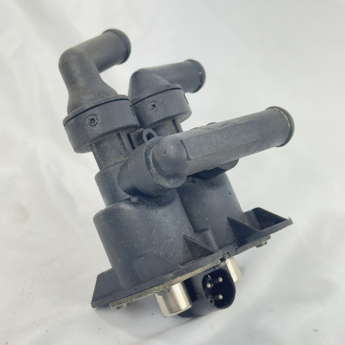 BMW Heizungsventil Wasserventil Behr 9094402409 E24 – Bild 1