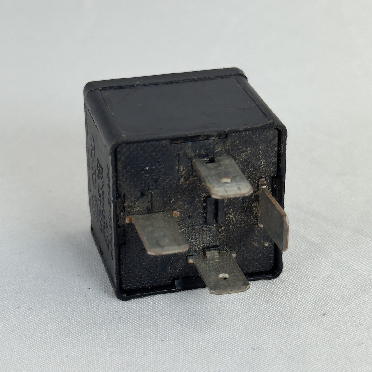 Audi VW Relais 643 8K0951253 Arbeitsstromrelais 40A A4 – Bild 6