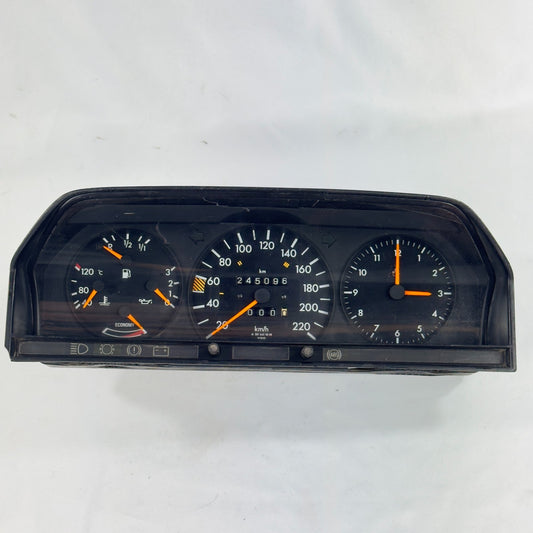 Mercedes W201 2.0E Tacho Kombiinstrument 220km/h ECO Uhr A20154200060