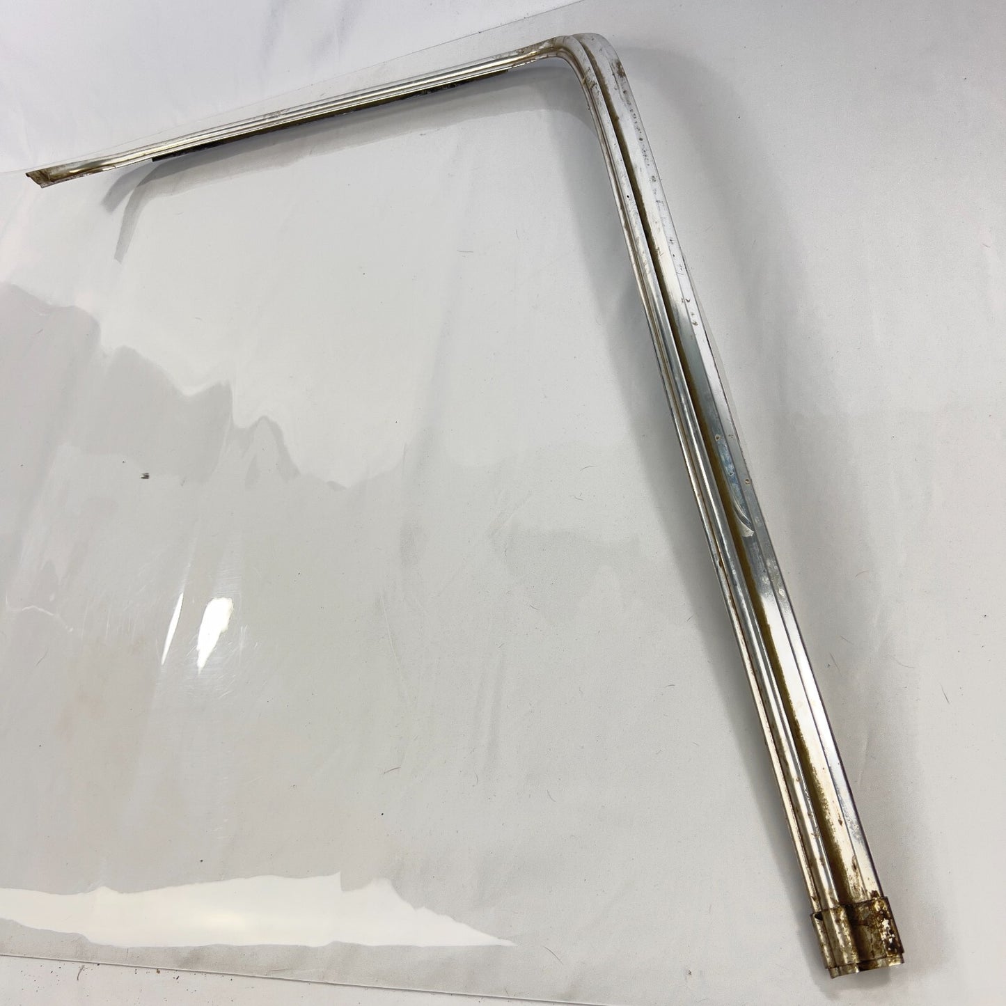 Mercedes Benz Heckscheibe Zierrahmen Rechts Hinten Rahmen Fenster A1166780430 – Bild 4