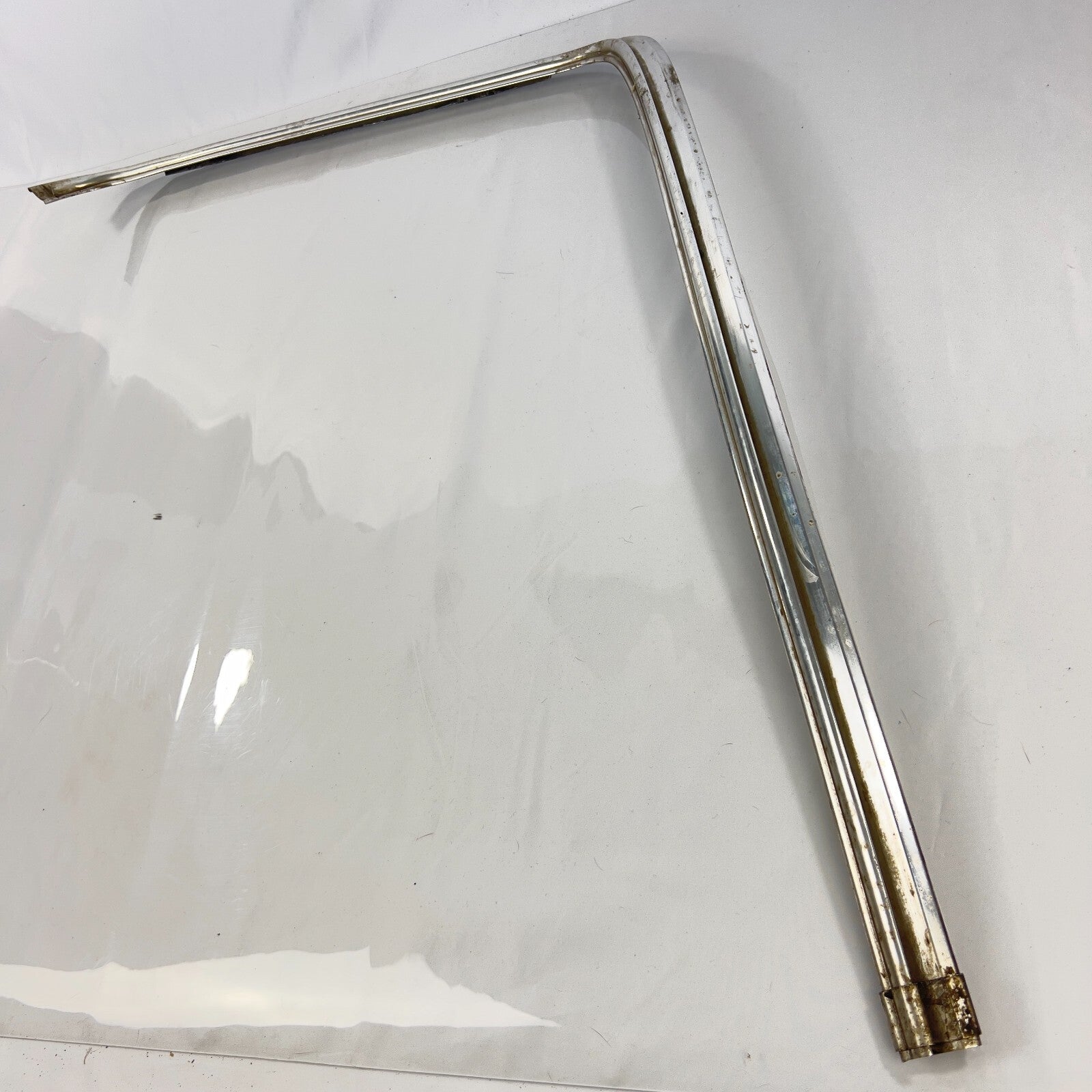 Mercedes Benz Heckscheibe Zierrahmen Rechts Hinten Rahmen Fenster A1166780430 – Bild 4