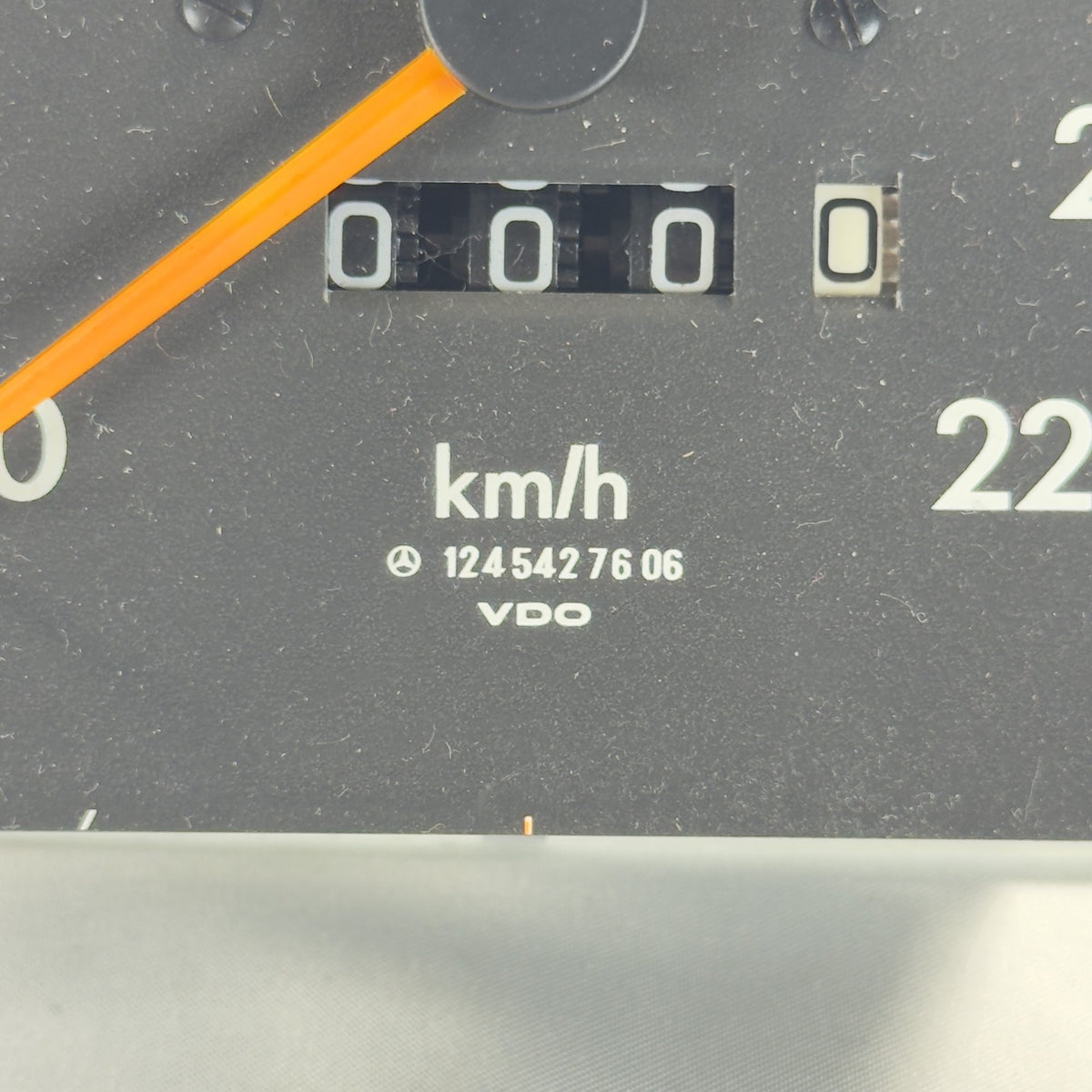 Mercedes W124 C124 Tacho 1245427606 220 km/h VDO 230 E – Bild 2