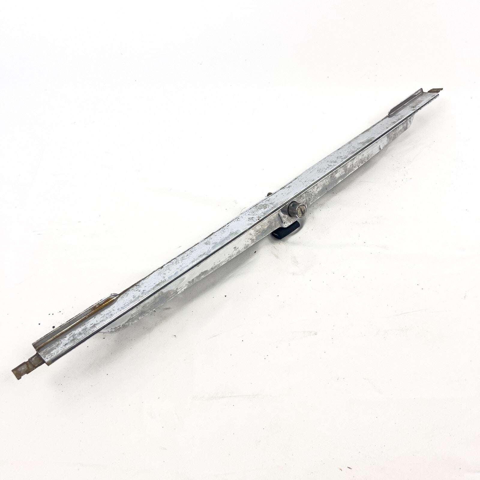 Mercedes Benz Griff Heckdeckel Zierstab Chromblende Heckklappe A1167580002 – Bild 1