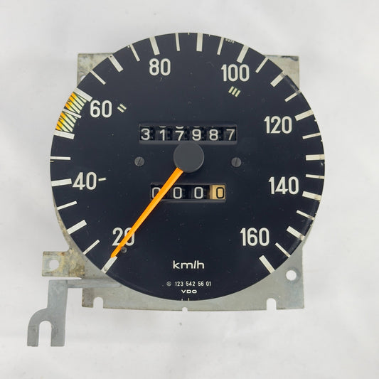 Mercedes W123 Tacho Tachometer Kombiinstrument 4 Gang VDO 160kmh 12354256010