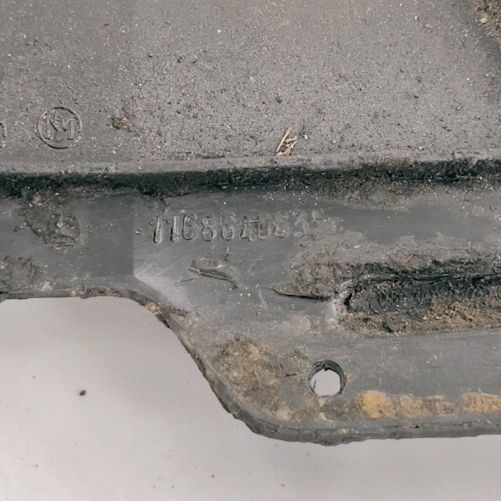 Mercedes-Benz Schottwand Beifahrerseite Schmutzfänger Trennwand W116 A1168840635
