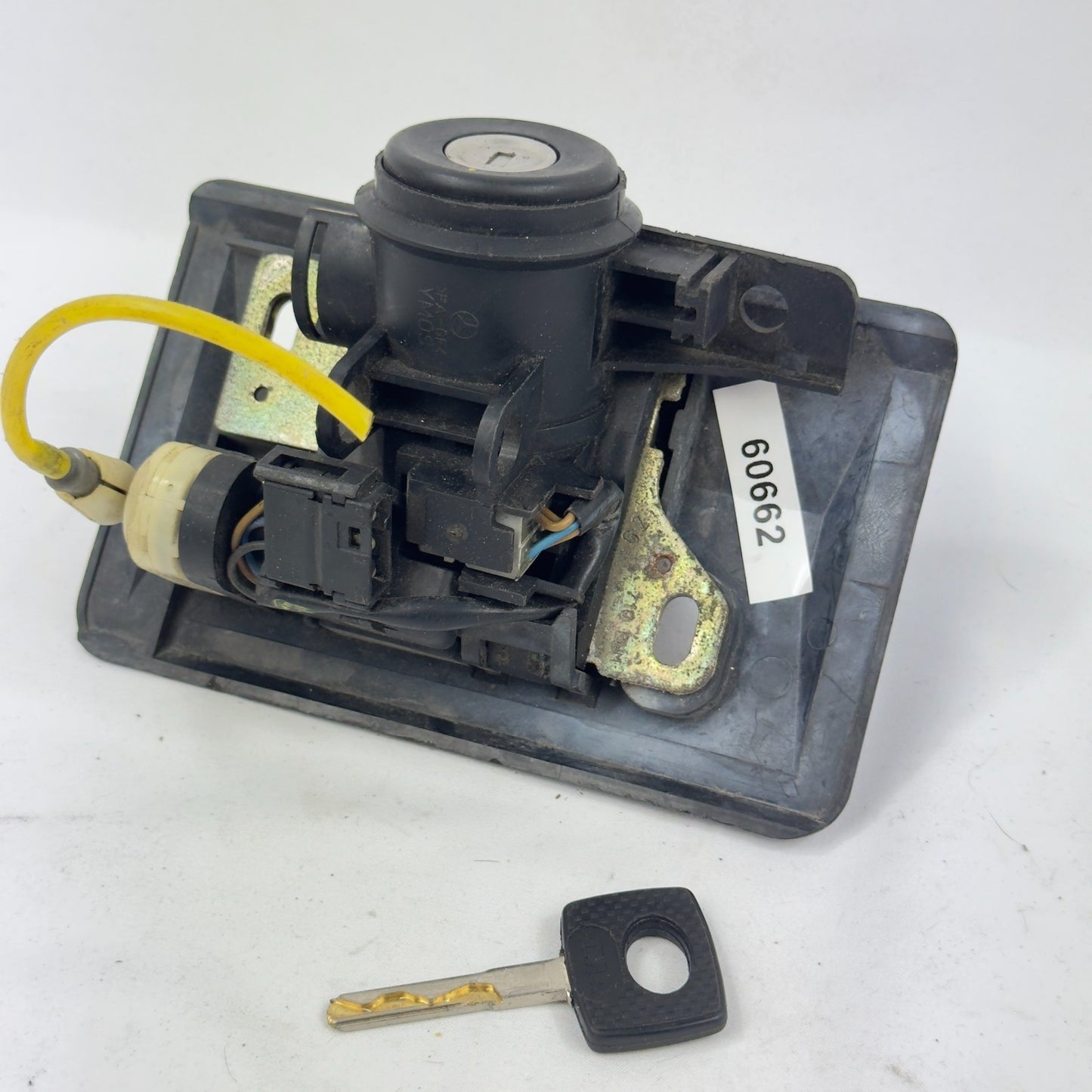 Mercedes W202 W210 Kofferraumschloss Heckklappe mit Schlüssel A21075004847