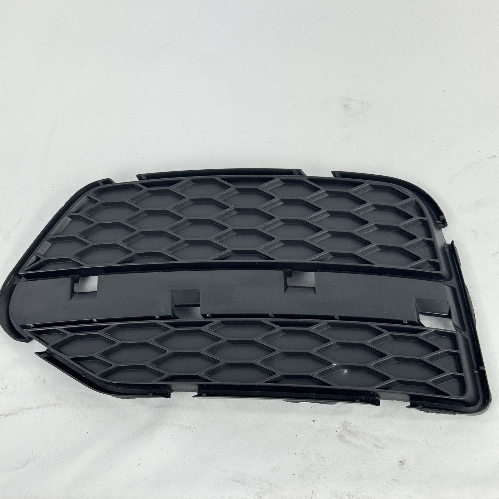 Audi Q3 8U Stoßstange Gitter Abdeckung links – Bild 4