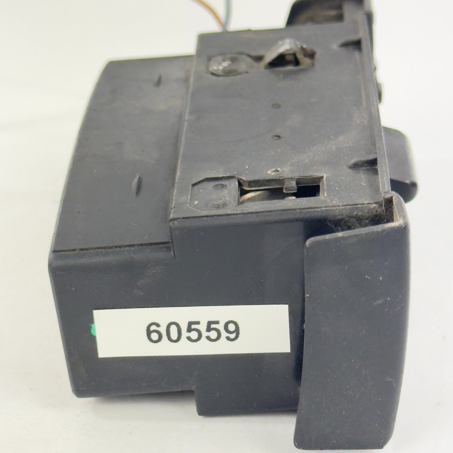 Mercedes W124 Luftdusche Heizungsdüse Luftdüse Armaturenbrett rechts A12483010545