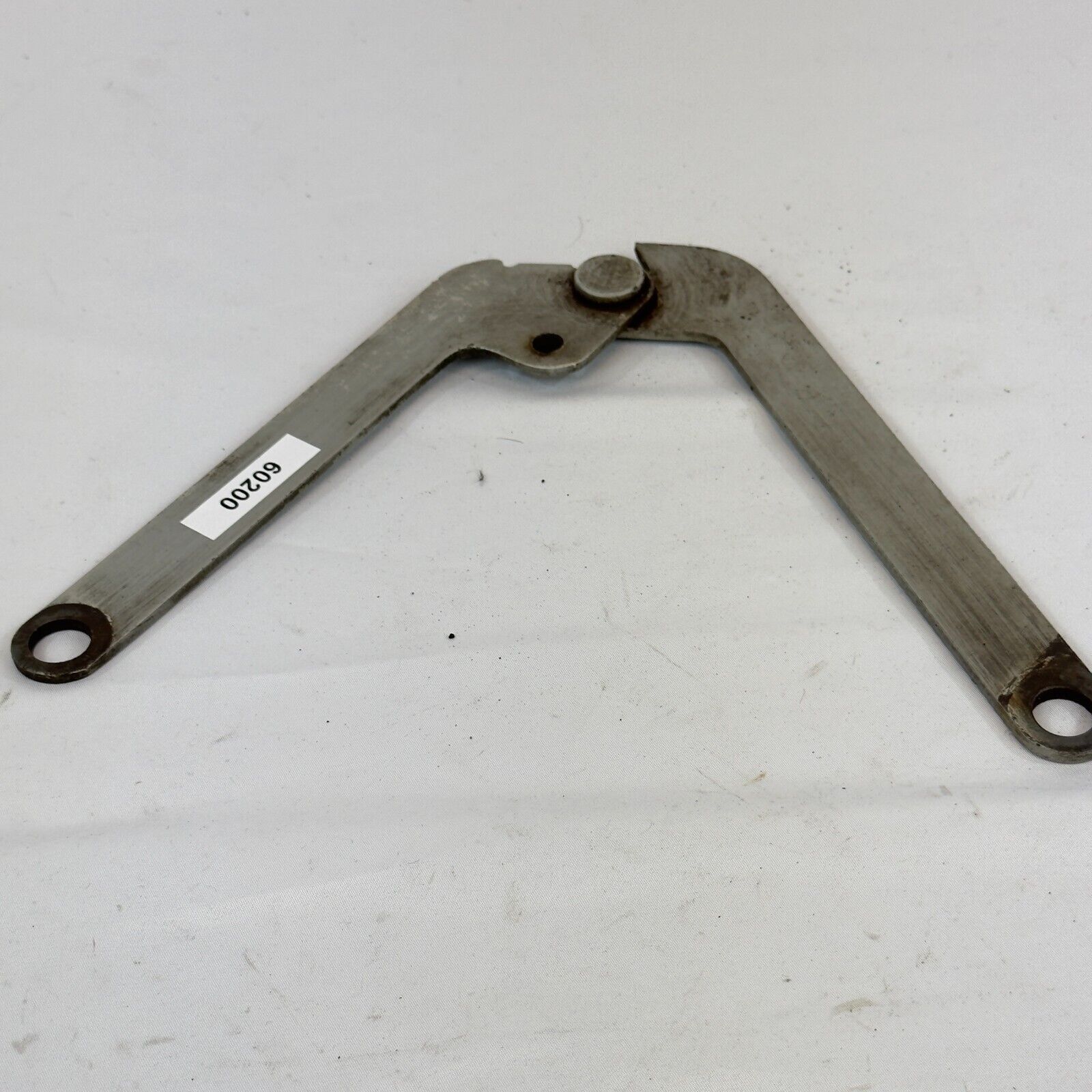 Motorhaubenschanier Links Halter Scharnier Stütze Mercedes Benz A1168800177