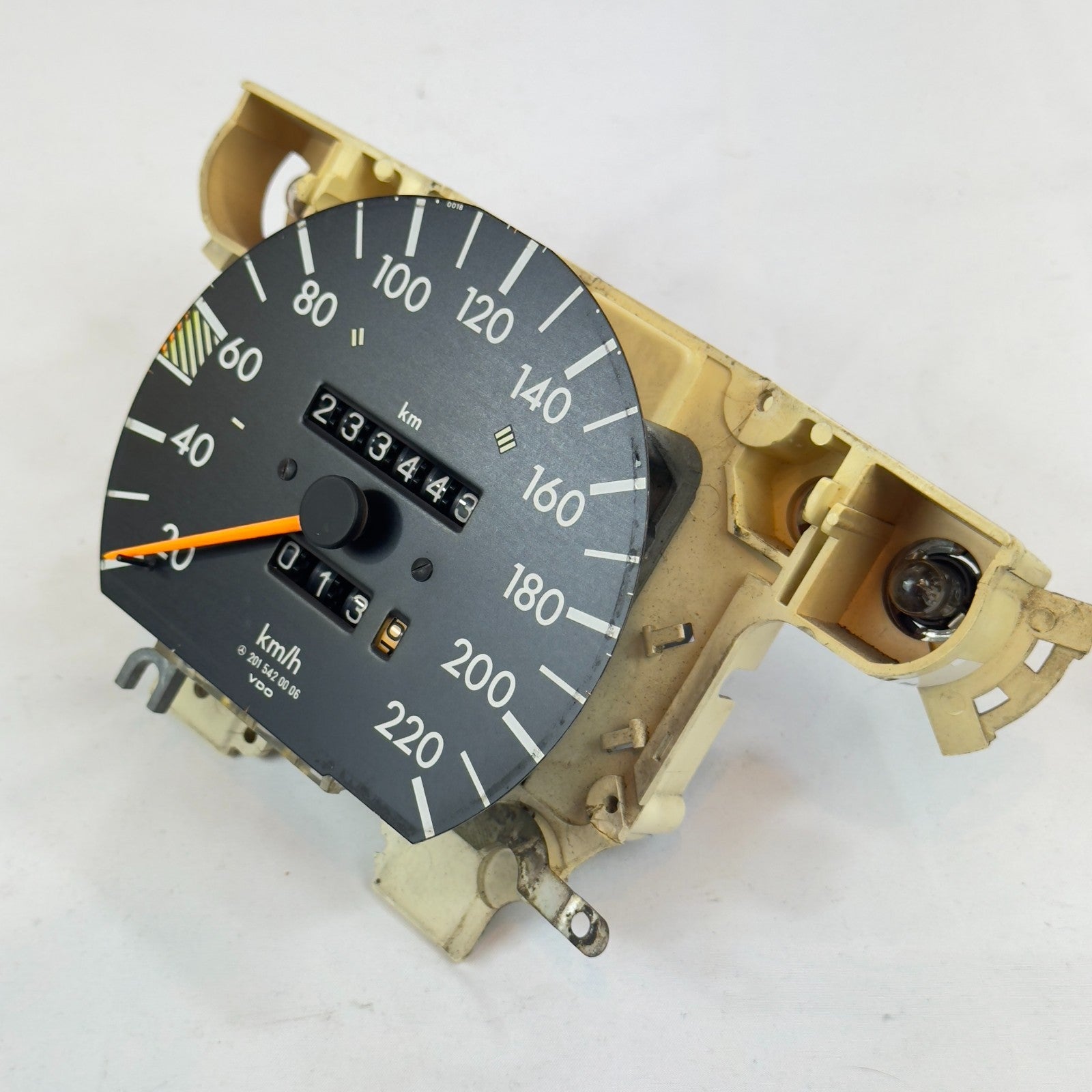Mercedes W201 Tacho Tachometer Benzin 190 E 2.0 220kmh 20154200061