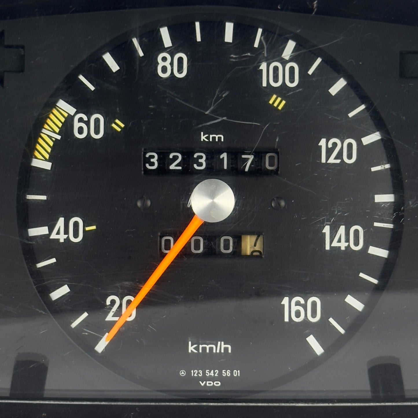 Mercedes W123 S123 T123 Tacho Kombiinstrument Uhr 160kmh VDO A12354256011