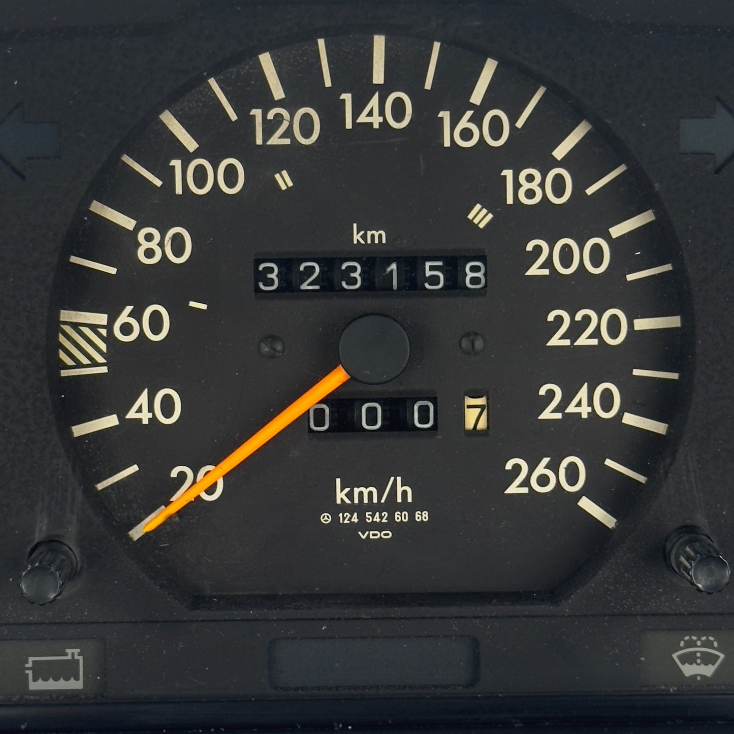 Mercedes W124 Tacho Kombiinstrument 300E 24V 300CE 24V 260kmh A12454260681