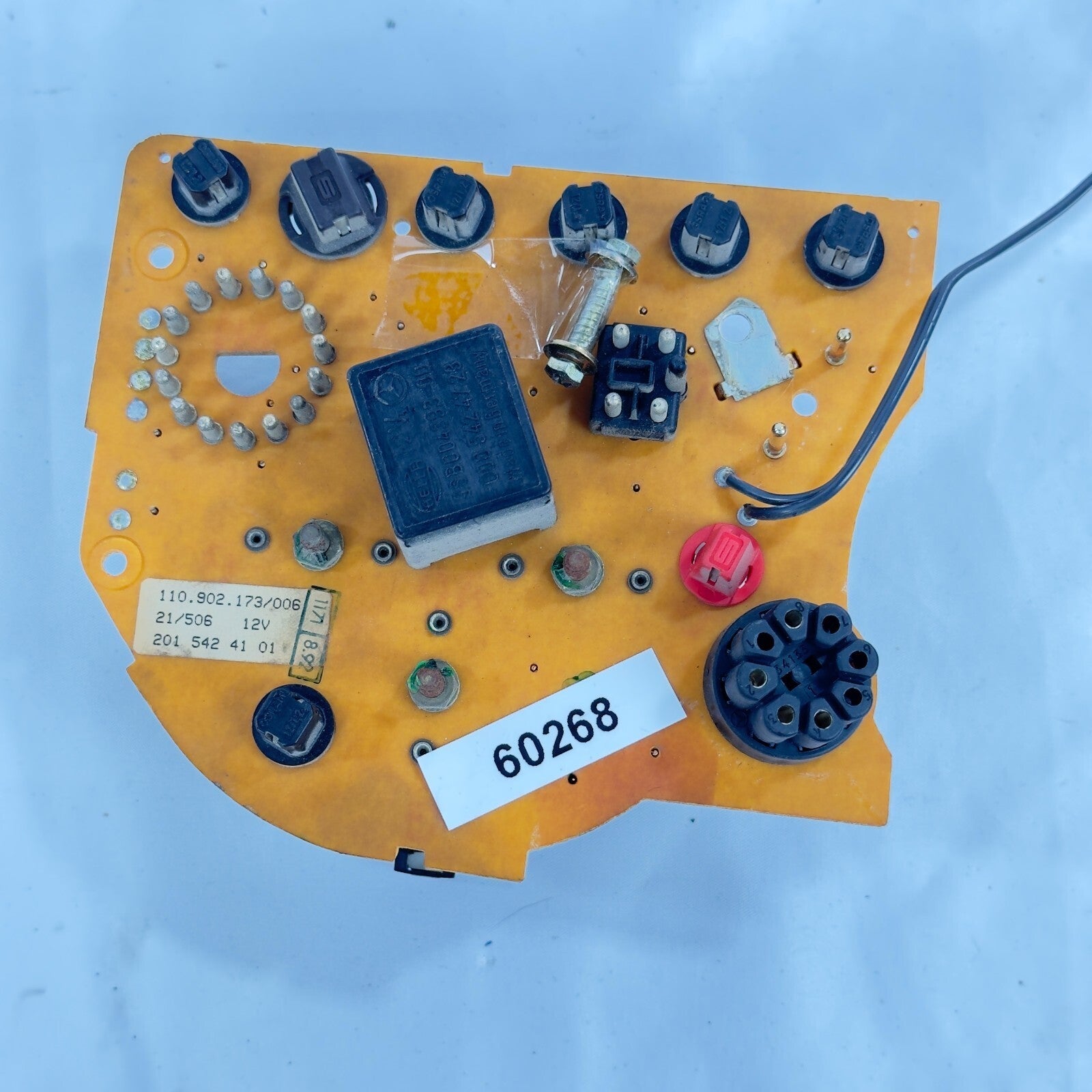 Mercedes W124 Öldruckanzeige Tankanzeige Temperatur Tacho VDO A2015424101 – Bild 5
