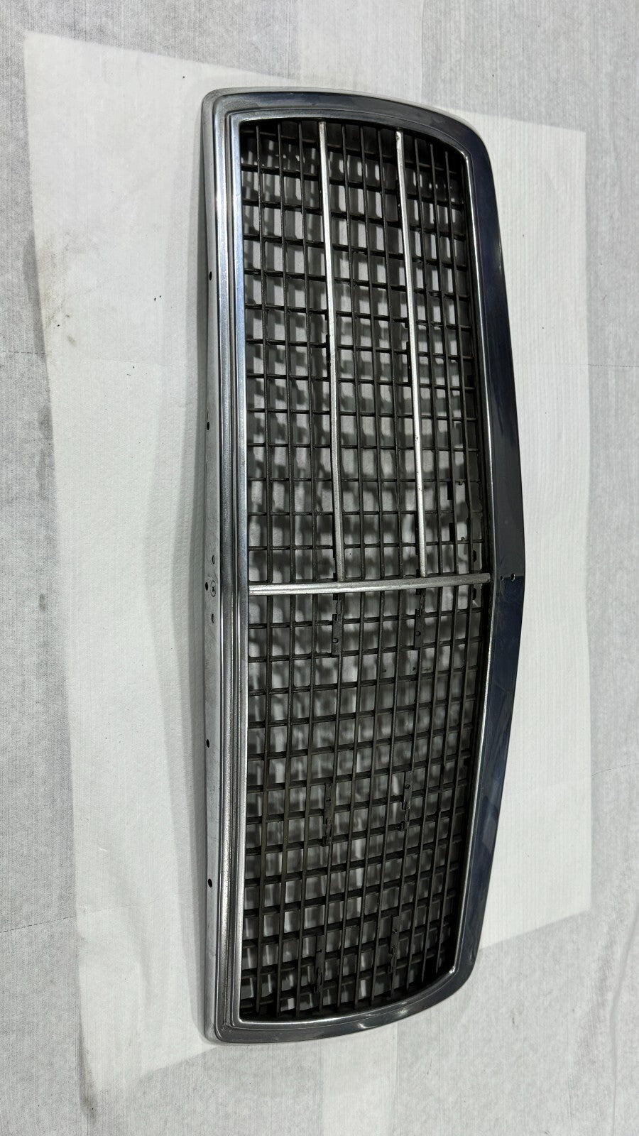 Mercedes Kühlergrill W124 Frontgrill Grill Kühler Original A1248800783 – Bild 2
