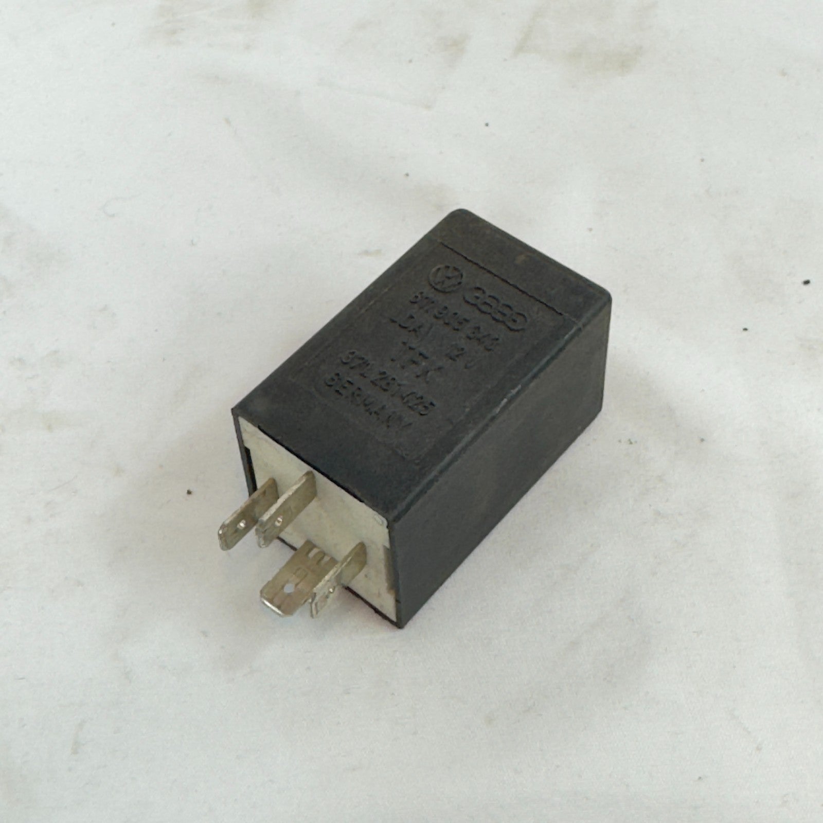 VW Relais 1 Schubabschaltung 811919096A Audi Seat Volkswagen Skoda Original6
