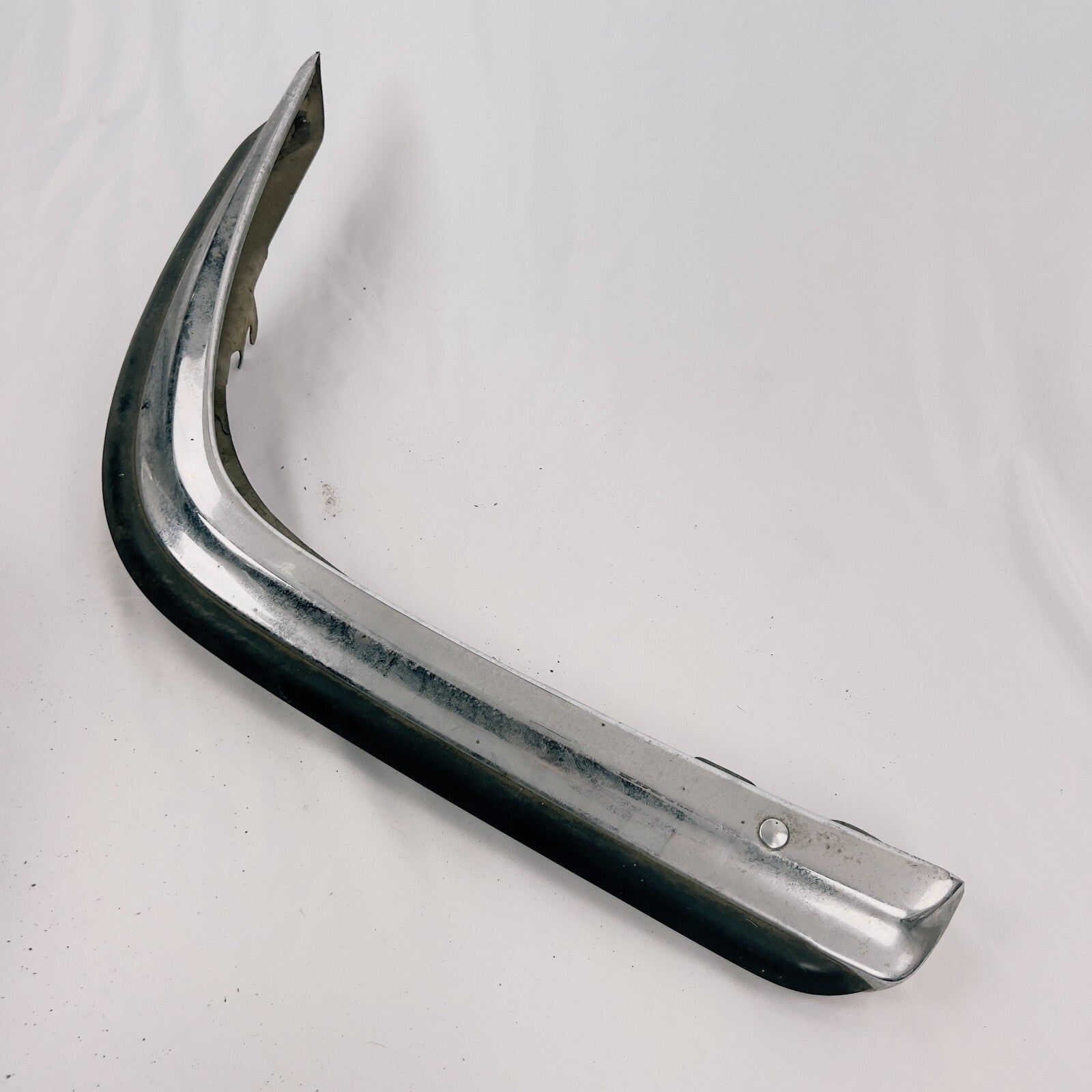 MercedesBenz Stossfänger Links für SEKlasse 116 Oldtimer Rarität A1168800170 – Bild 4