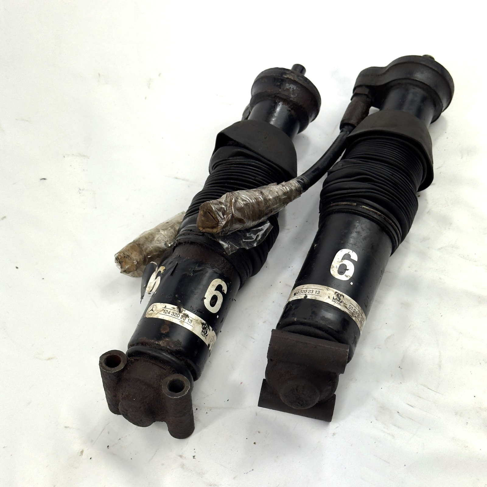 Mercedes W124 Federbein Niveau Stoßdämpfer Niveauregulierung 6 A1243202313 Sachs2
