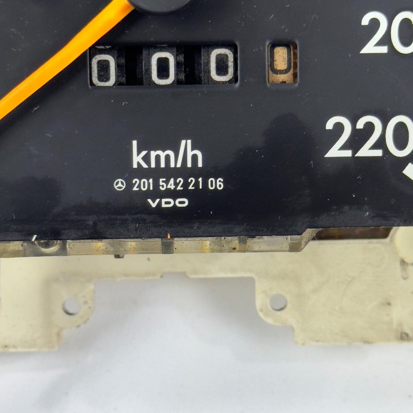 W201 2.0 2.3E 220kmh Kombiinstrument Tachometer Tankanzeige Öldruck A2015422106 – Bild 6