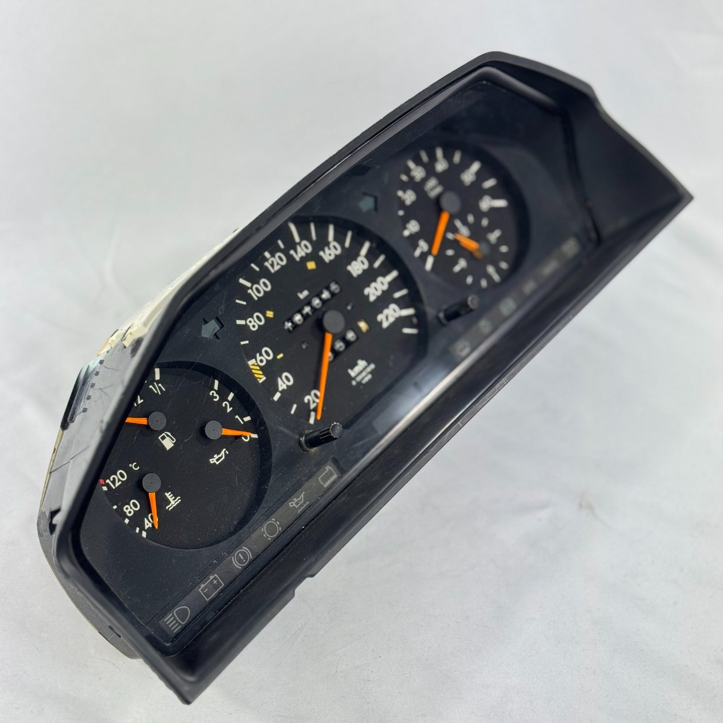 Mercedes W124 250DT 300DT Tacho 220kmh 4MATIC Diesel Kombiinstrument A12454258062