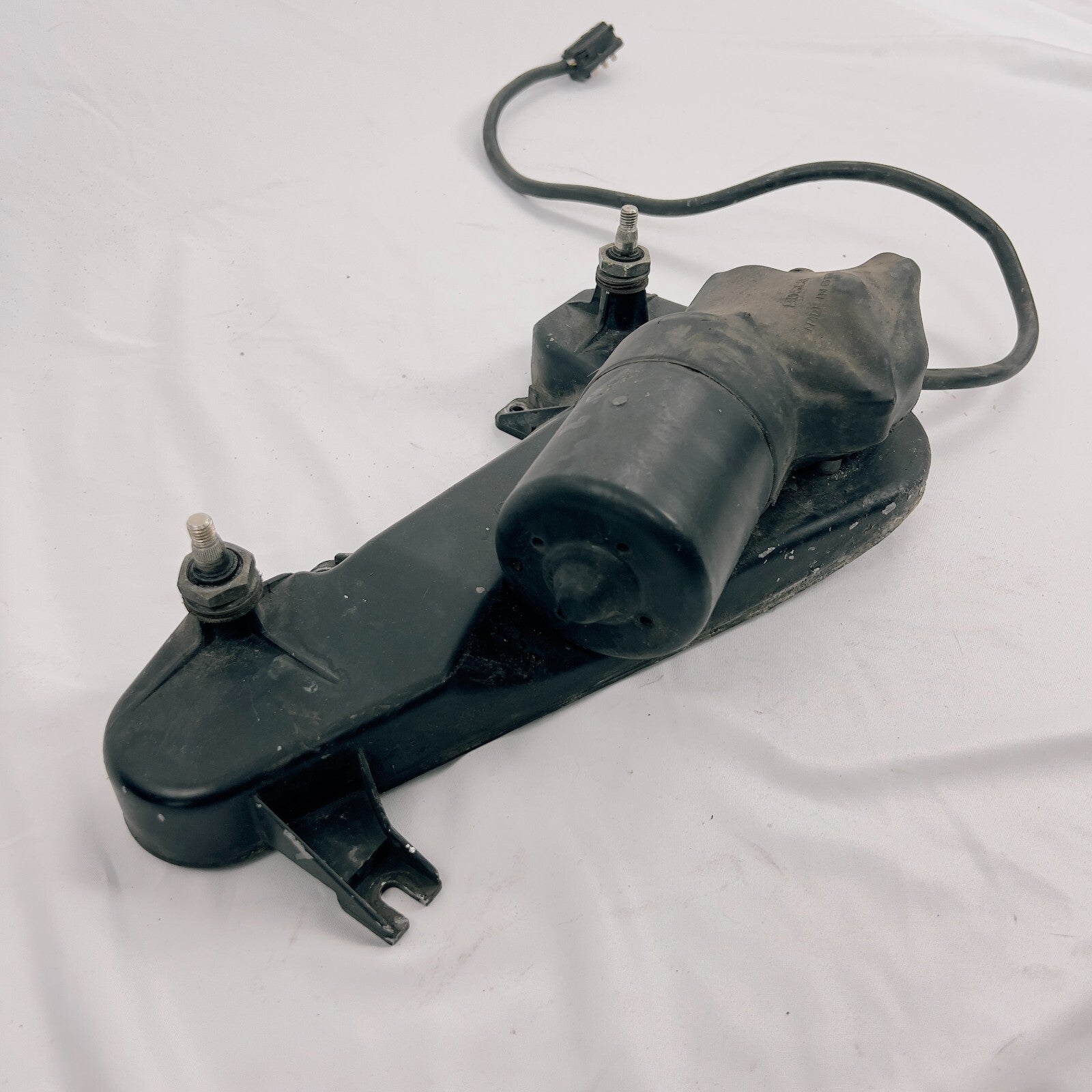 MercedesBenz Scheibenwischer Motor Gestänge W116 A1168201928 A0008204042 – Bild 3
