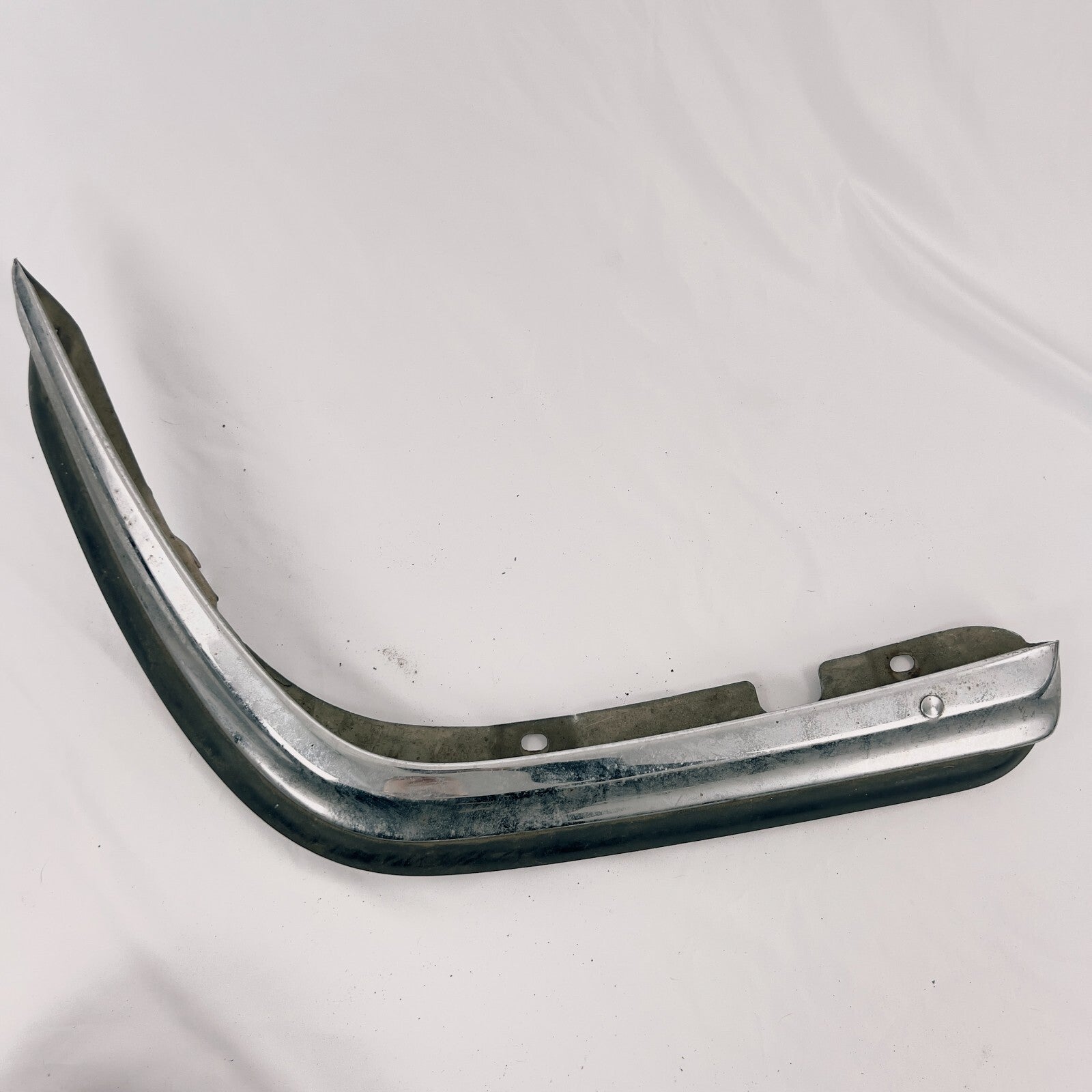 MercedesBenz Stossfänger Links für SEKlasse 116 Oldtimer Rarität A1168800170 – Bild 3