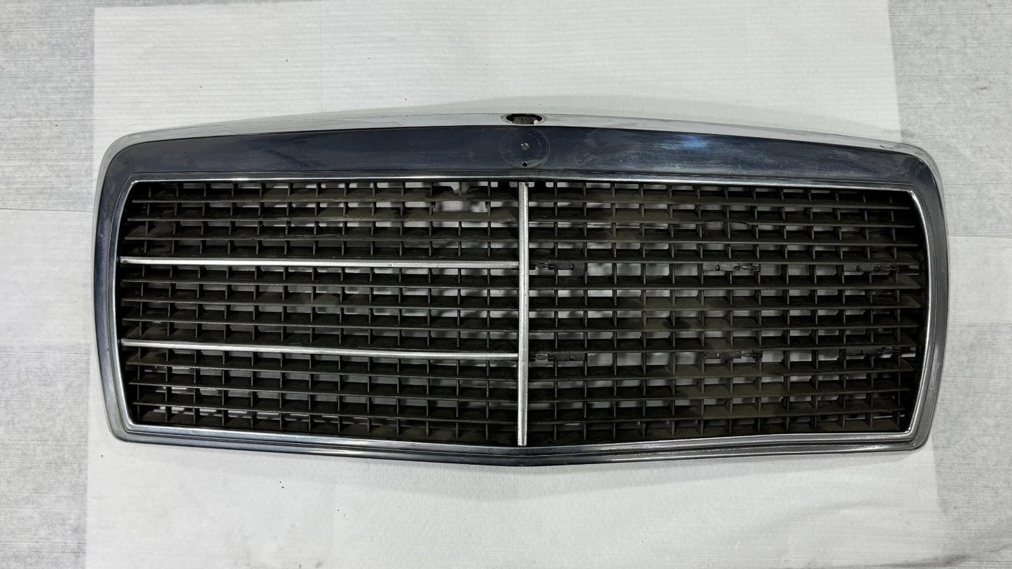 Mercedes Kühlergrill W124 Frontgrill Grill Kühler Original A1248800783 – Bild 1