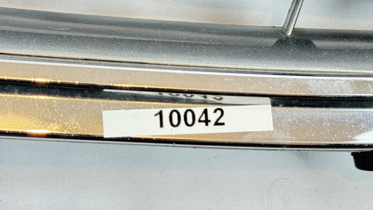 Mercedes Kühlergrill A2038800223 W203 C-Klasse – Bild 8