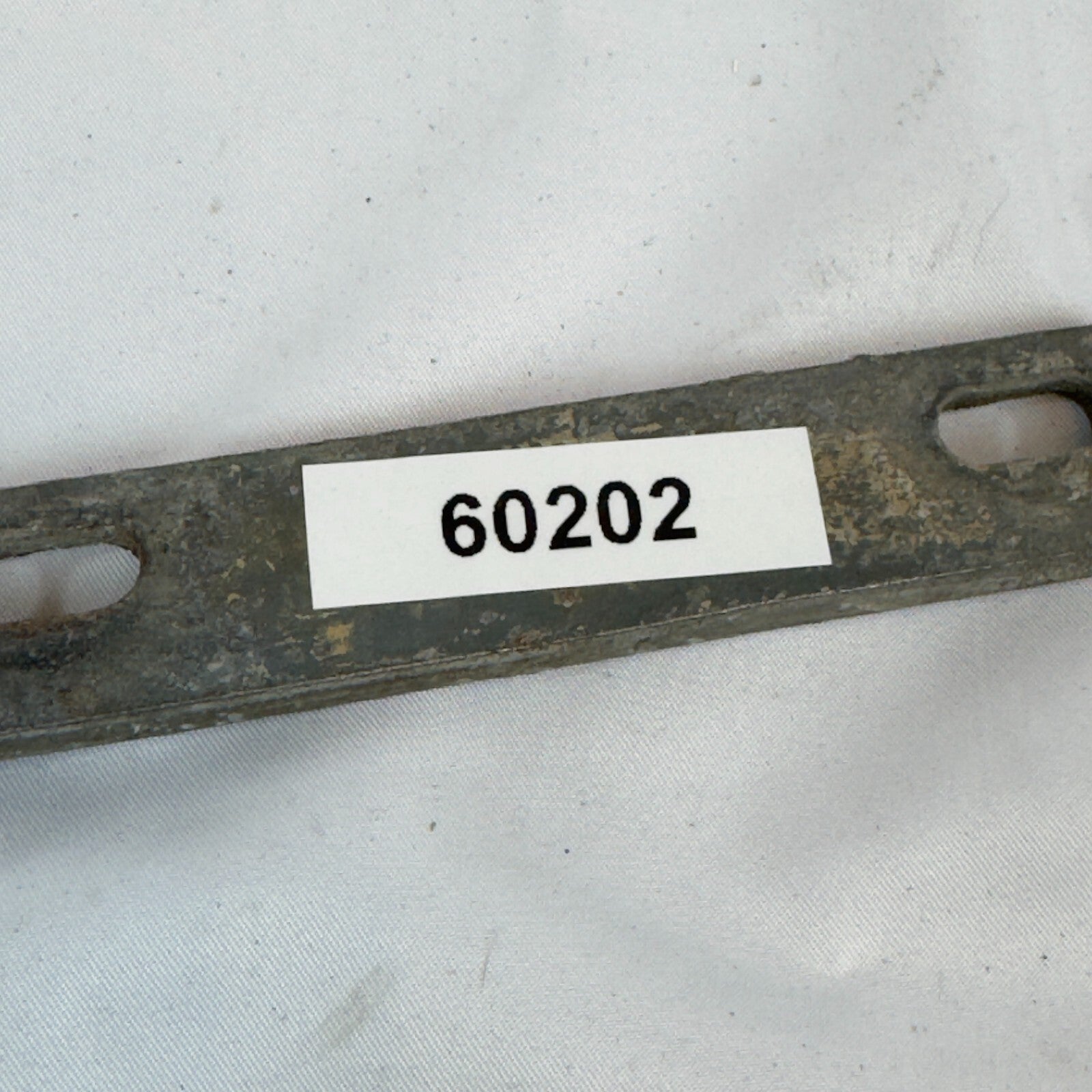 Motorhaubenschanier Links Mercedes Benz Halter Scharnier Motorhaube A1168870174 – Bild 5