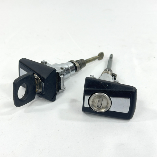 Mercedes W124 Türschloss Satz Schlüssel Schließzylinder orig. Chrom E-Klasse0