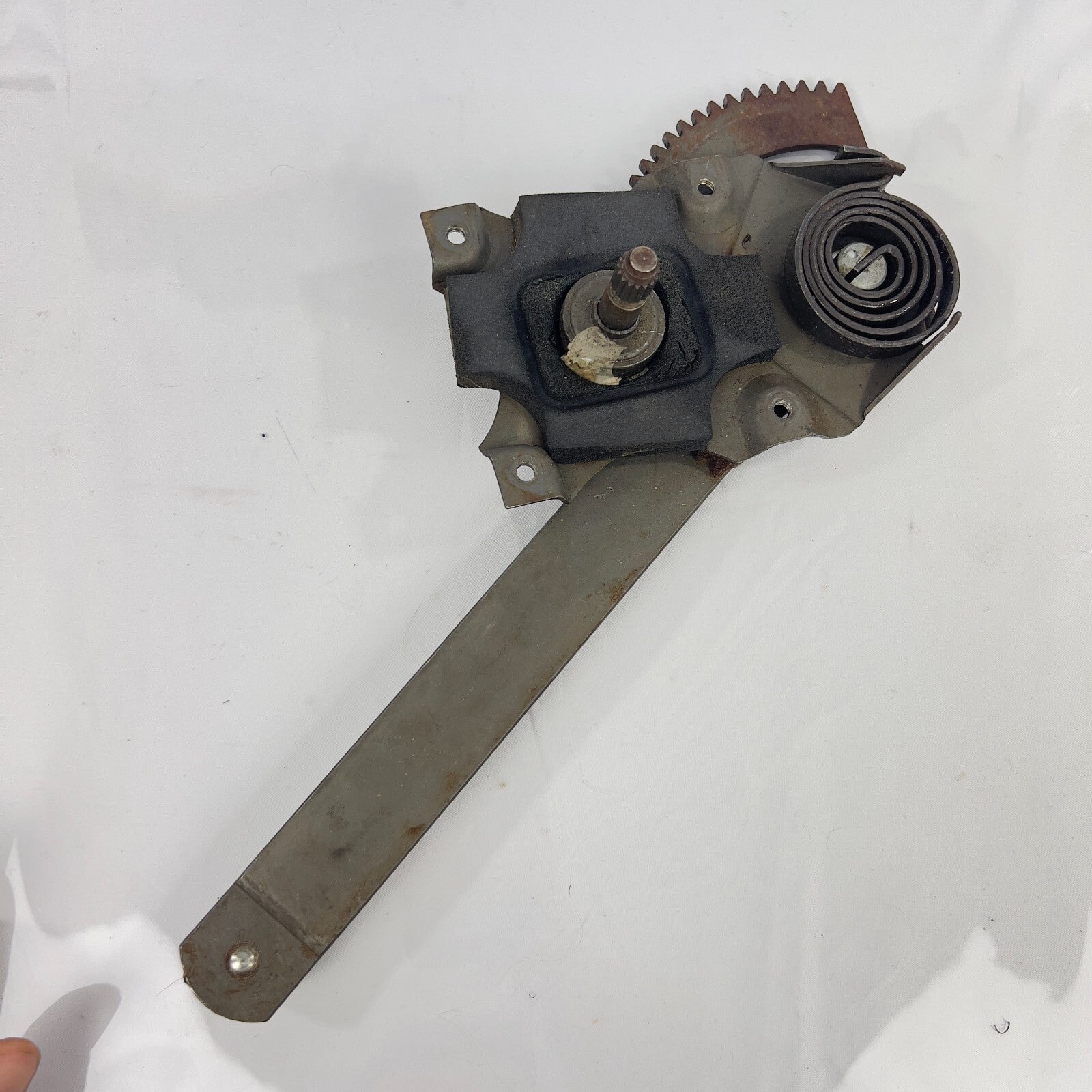 Mercedes Benz Fensterheber Hinten Links Manuell Mechanisch Tür A1167350102 – Bild 3