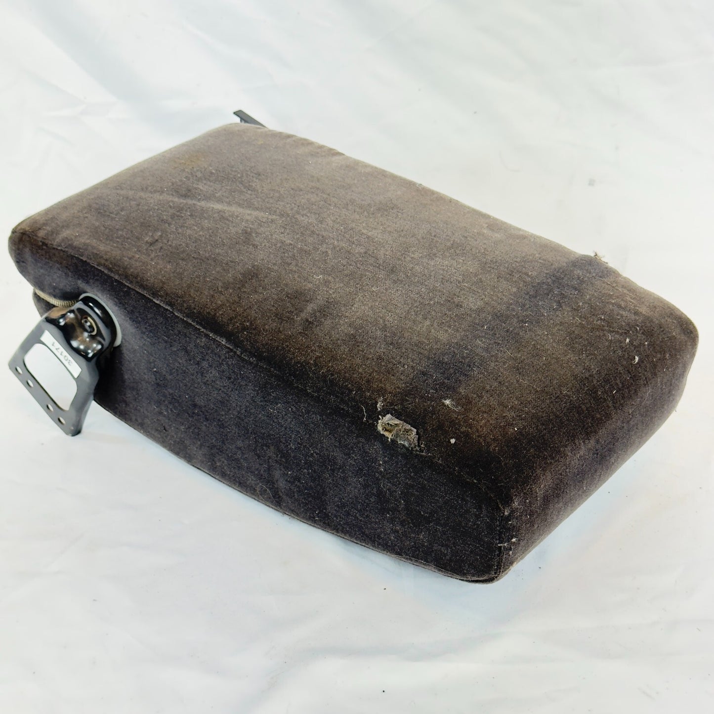 Mercedes Mittelarmlehne Armlehne Rücksitzbank W116 Stoff Braun Schwarz – Bild 2