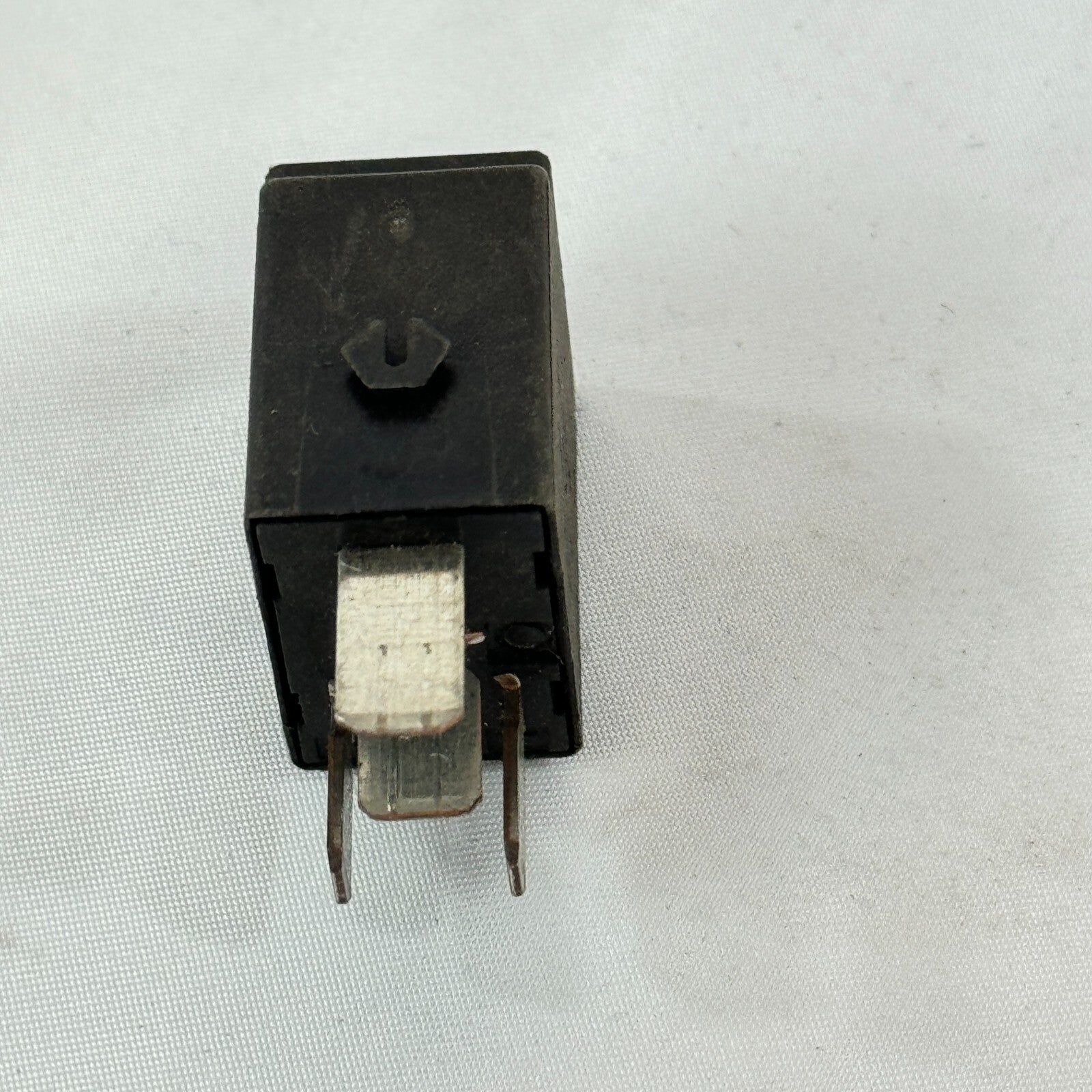 Mercedes-Benz Hella Relais A0025421119 – Bild 3